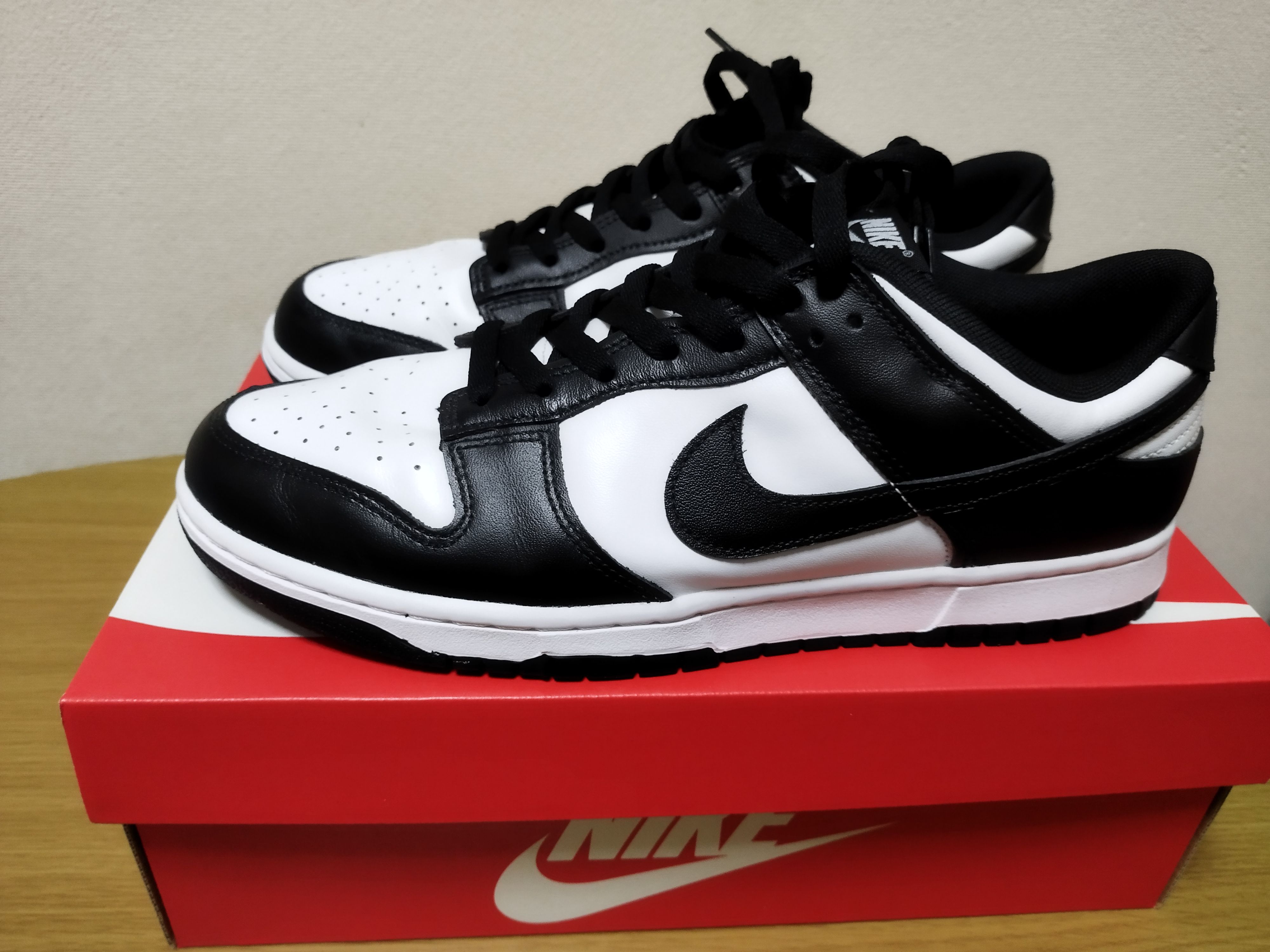 Nike Dunk Low Retro "Panda/White/Black"