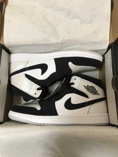Nike Air Jordan 1 Mid "Omega/Black/White"