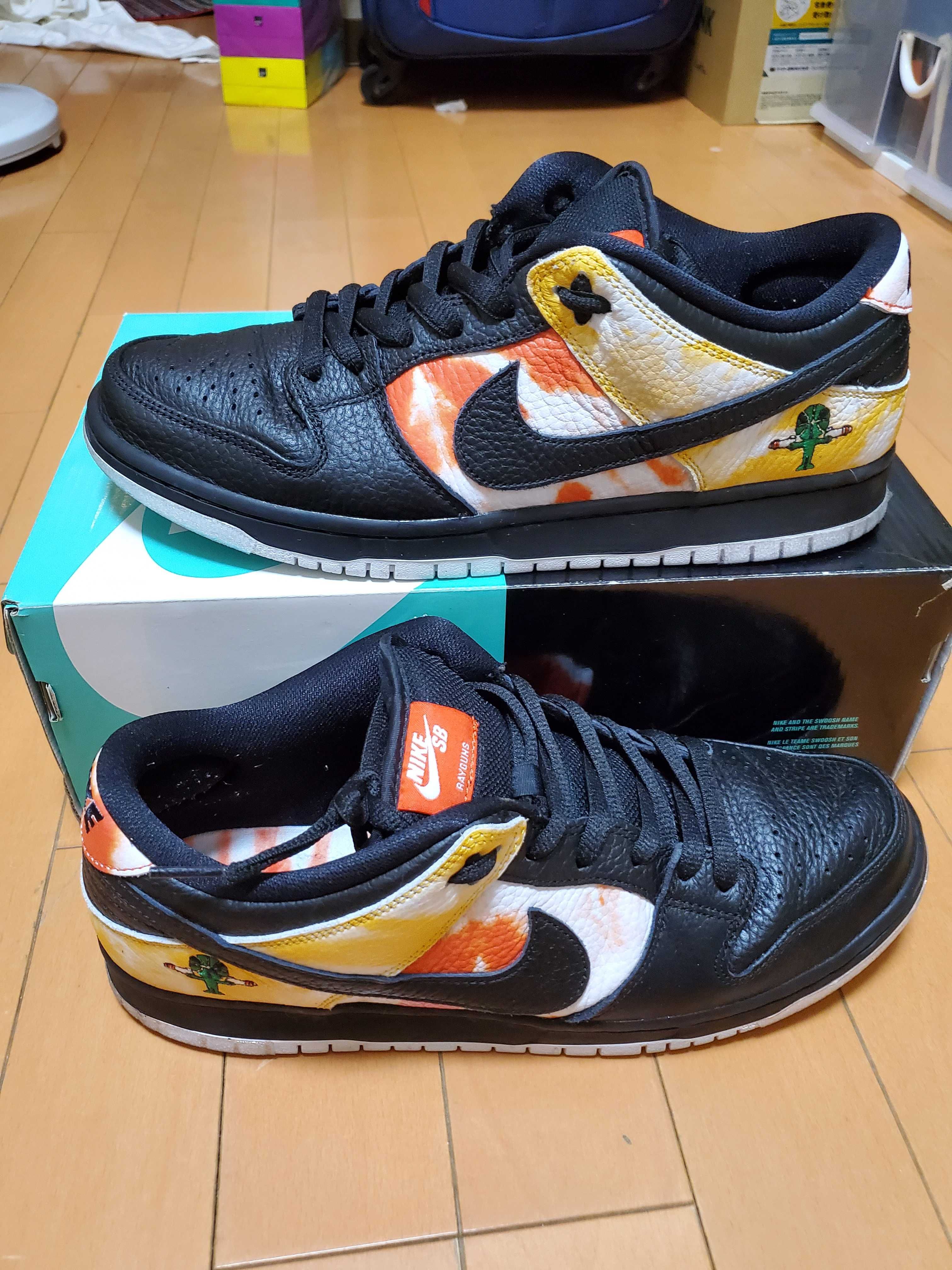 Nike SB Dunk Low "Raygun Tie-Dye/Black"