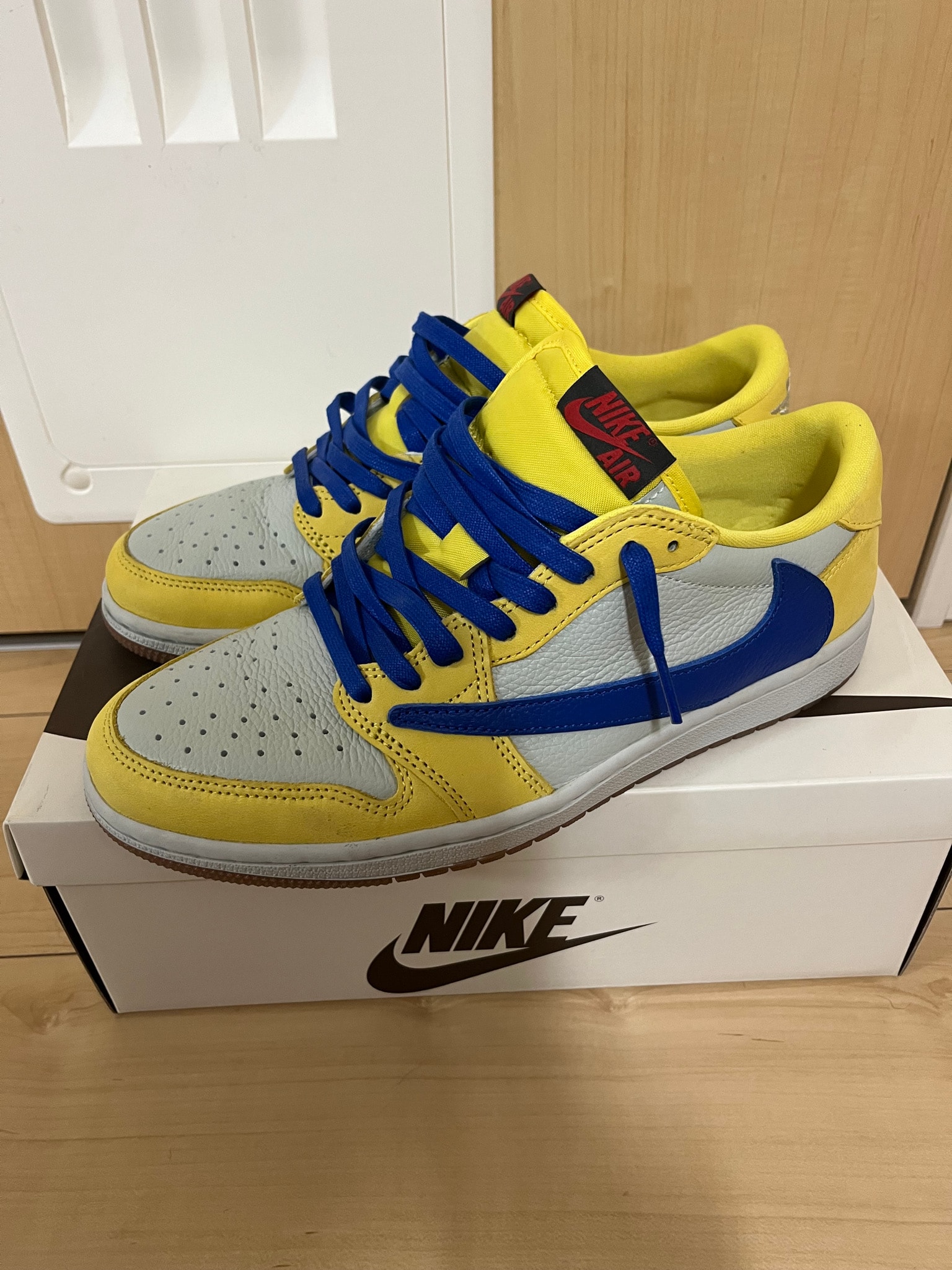 Travis Scott × Nike Women's Air Jordan 1 Retro Low OG "Canary"