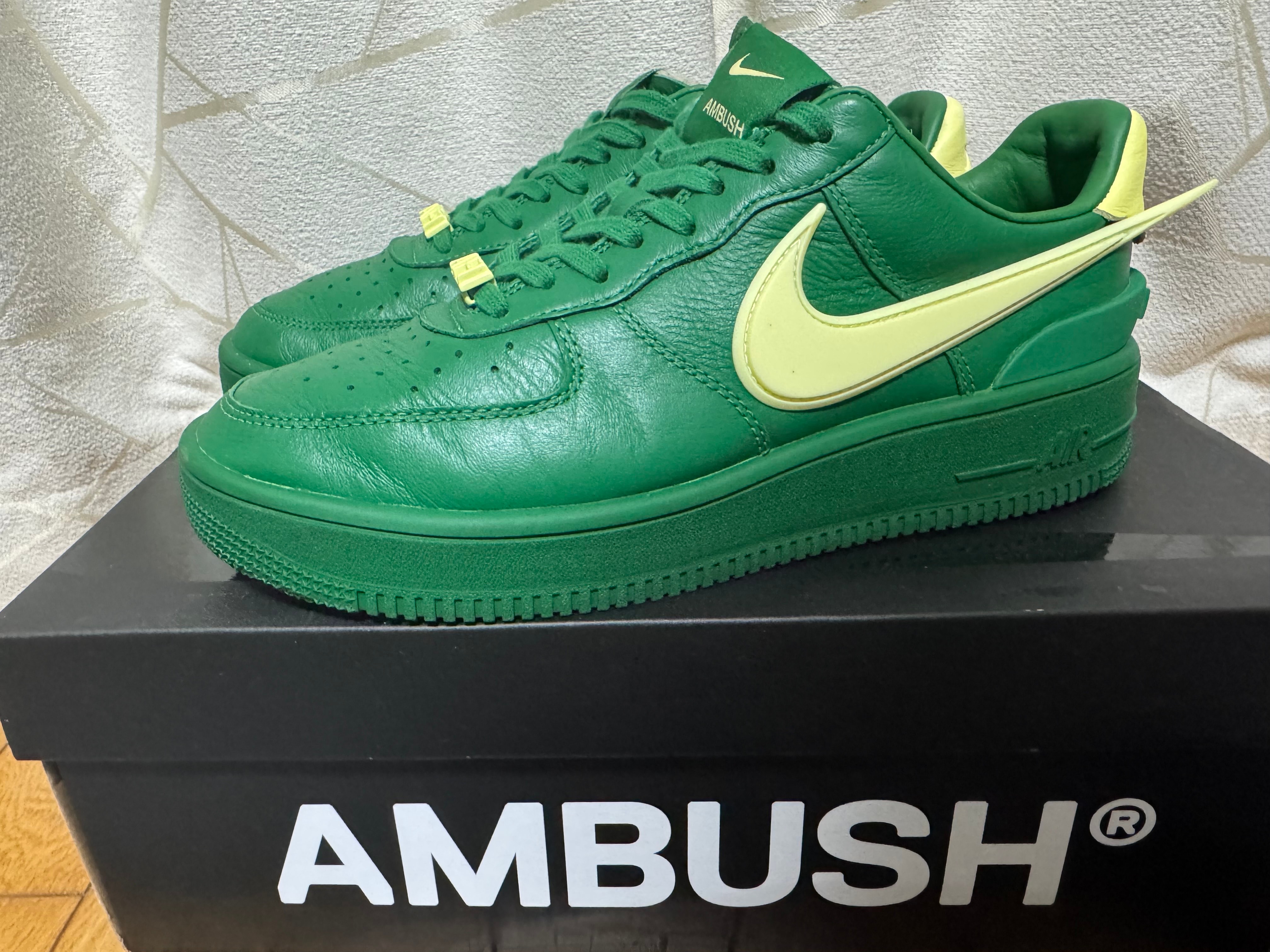 アンブッシュ × ナイキ エアフォース1 ロー "パイングリーン アンド シトロン"