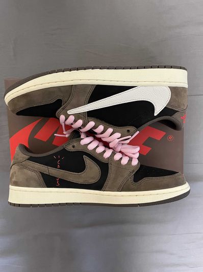 Travis Scott × Nike Air Jordan 1 Low OG SP-T "Black/Dark Mocha"