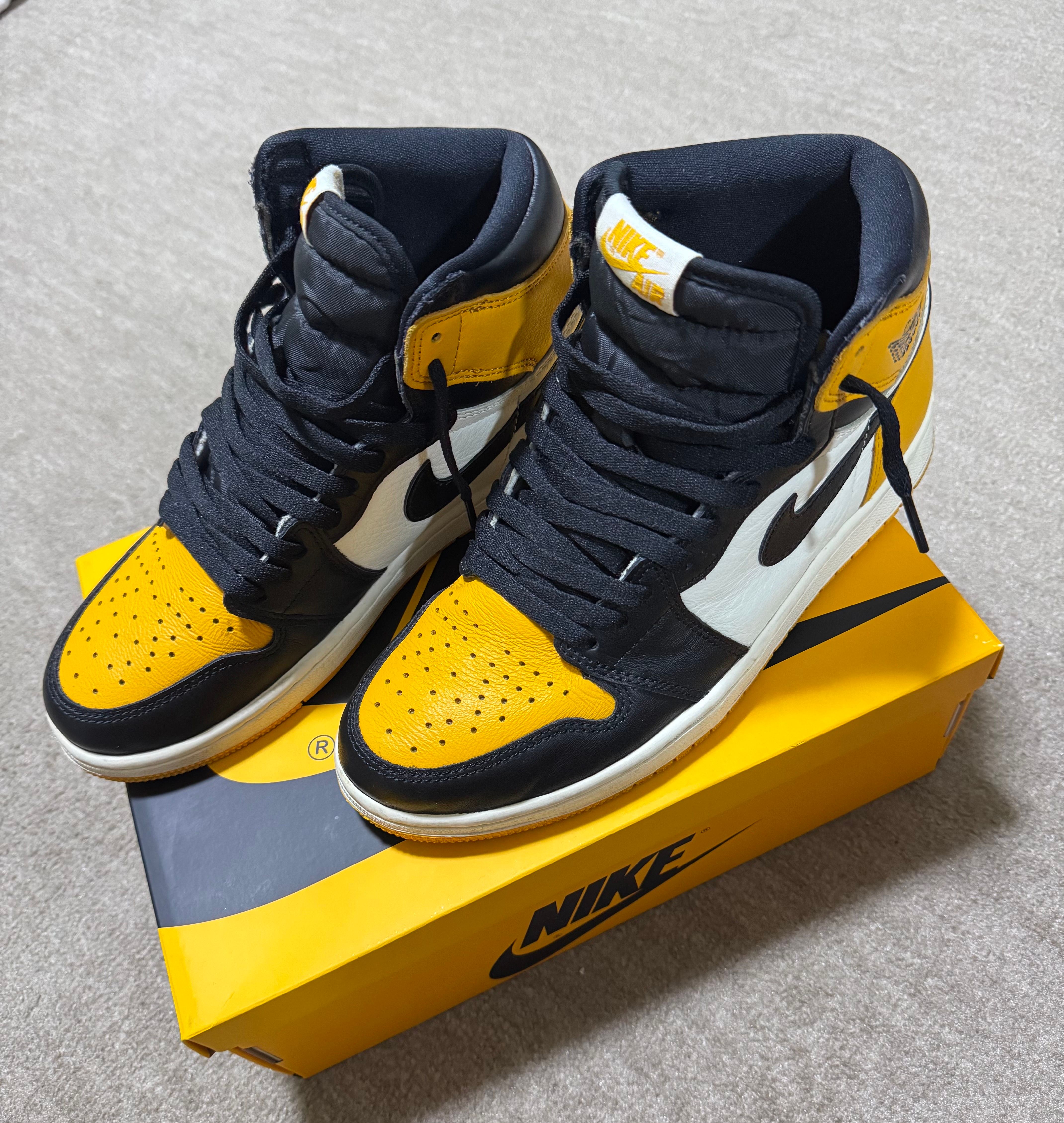 Nike Air Jordan 1 Retro High OG "Taxi"
