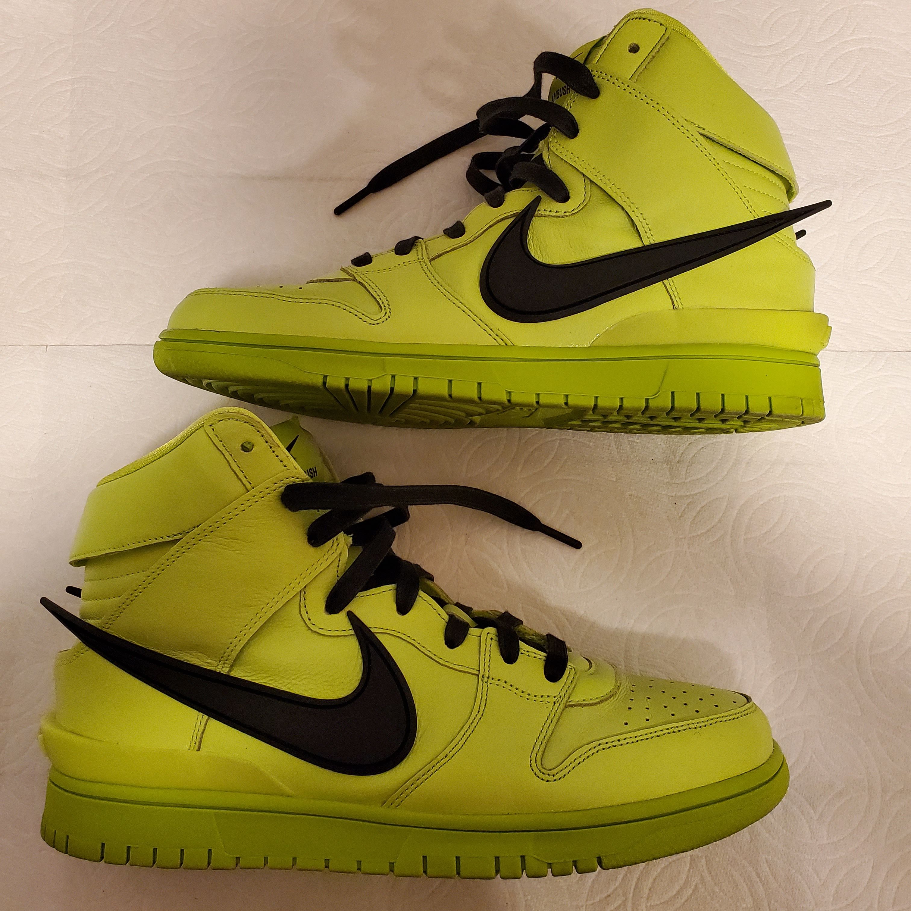 AMBUSH × NIKE DUNK HIGH "FLASH LIME"
