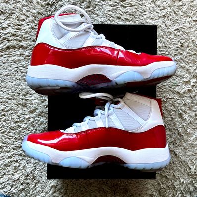 Nike Air Jordan 11 "Varsity Red"