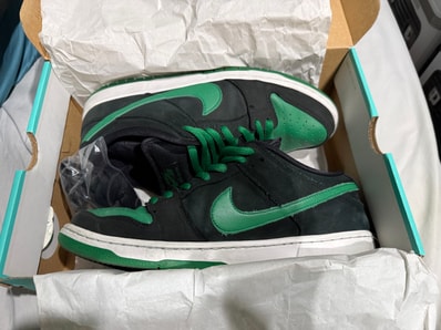 Nike SB Dunk Low PRO "Black/Pine Green"