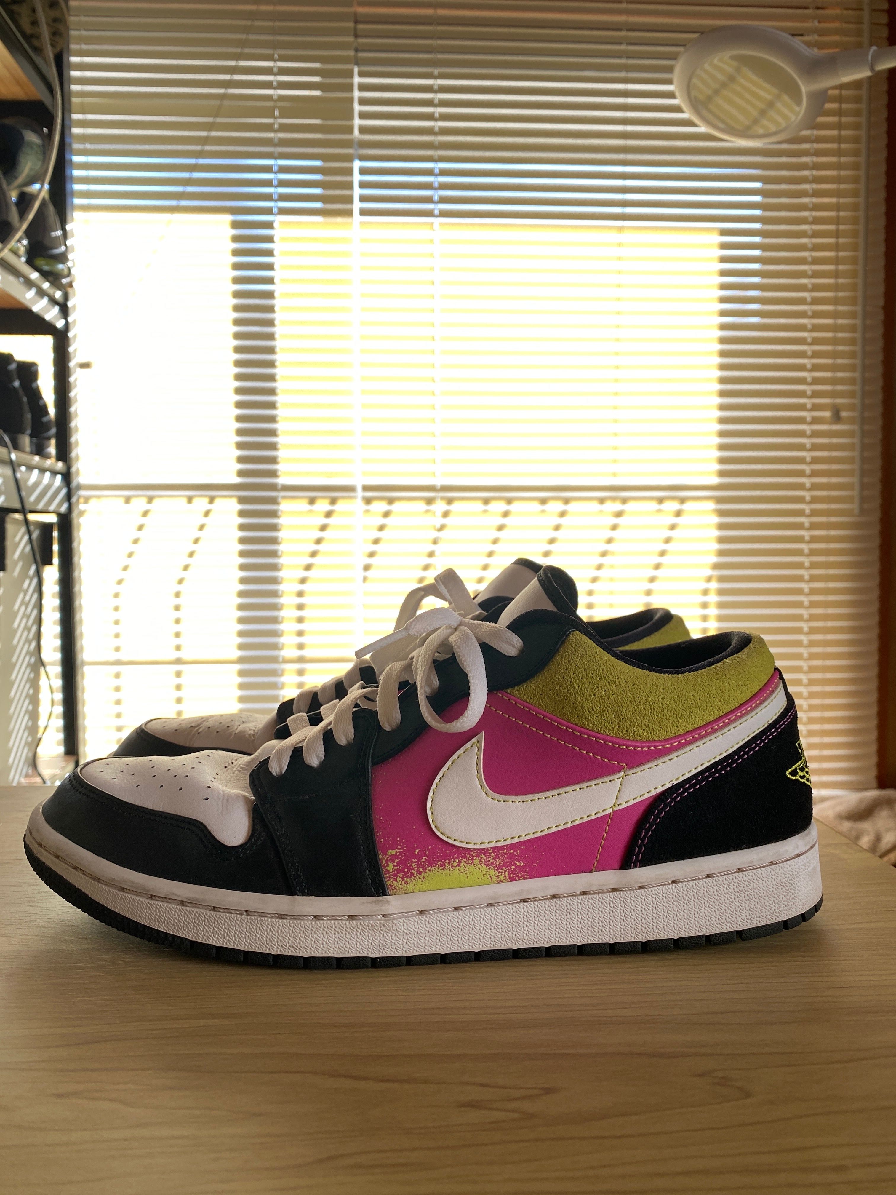 Nike Air Jordan 1 Low "Black Active Fuchsia Cyber"