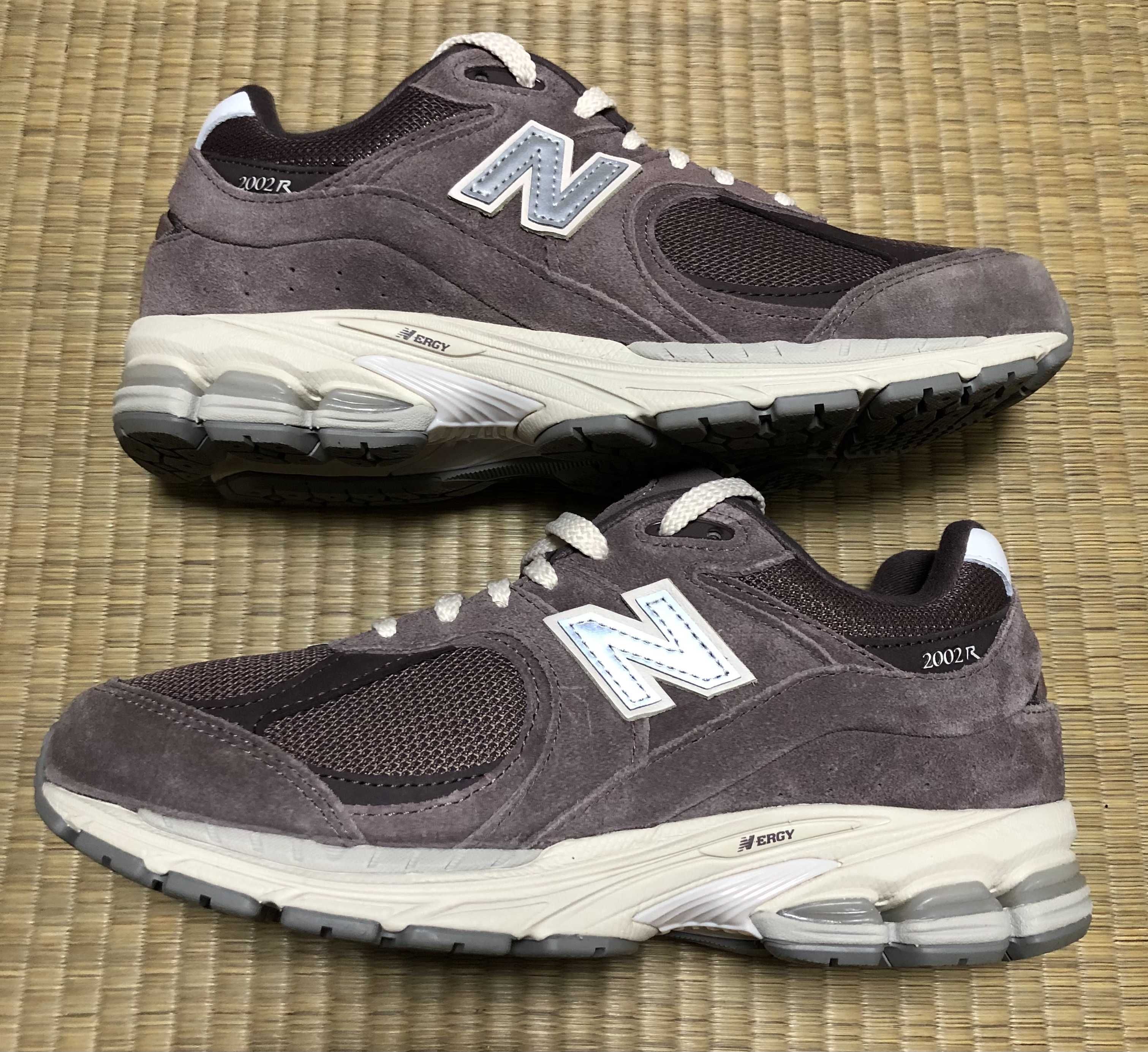 New Balance 2002R "Black Fig"