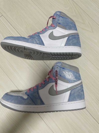 Nike Air Jordan 1 High OG "Hyper Royal"