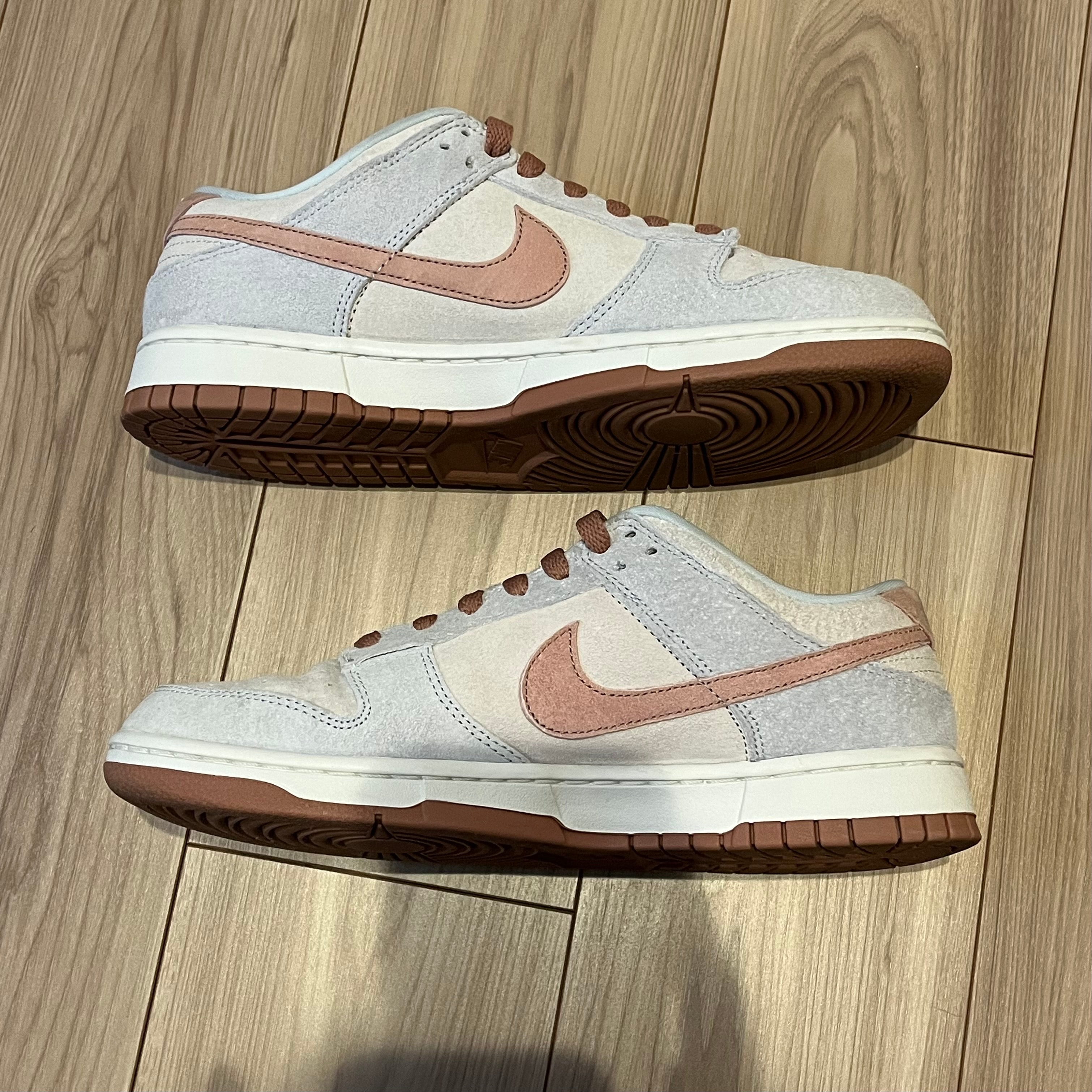 Nike Dunk Low "Fossil Rose"