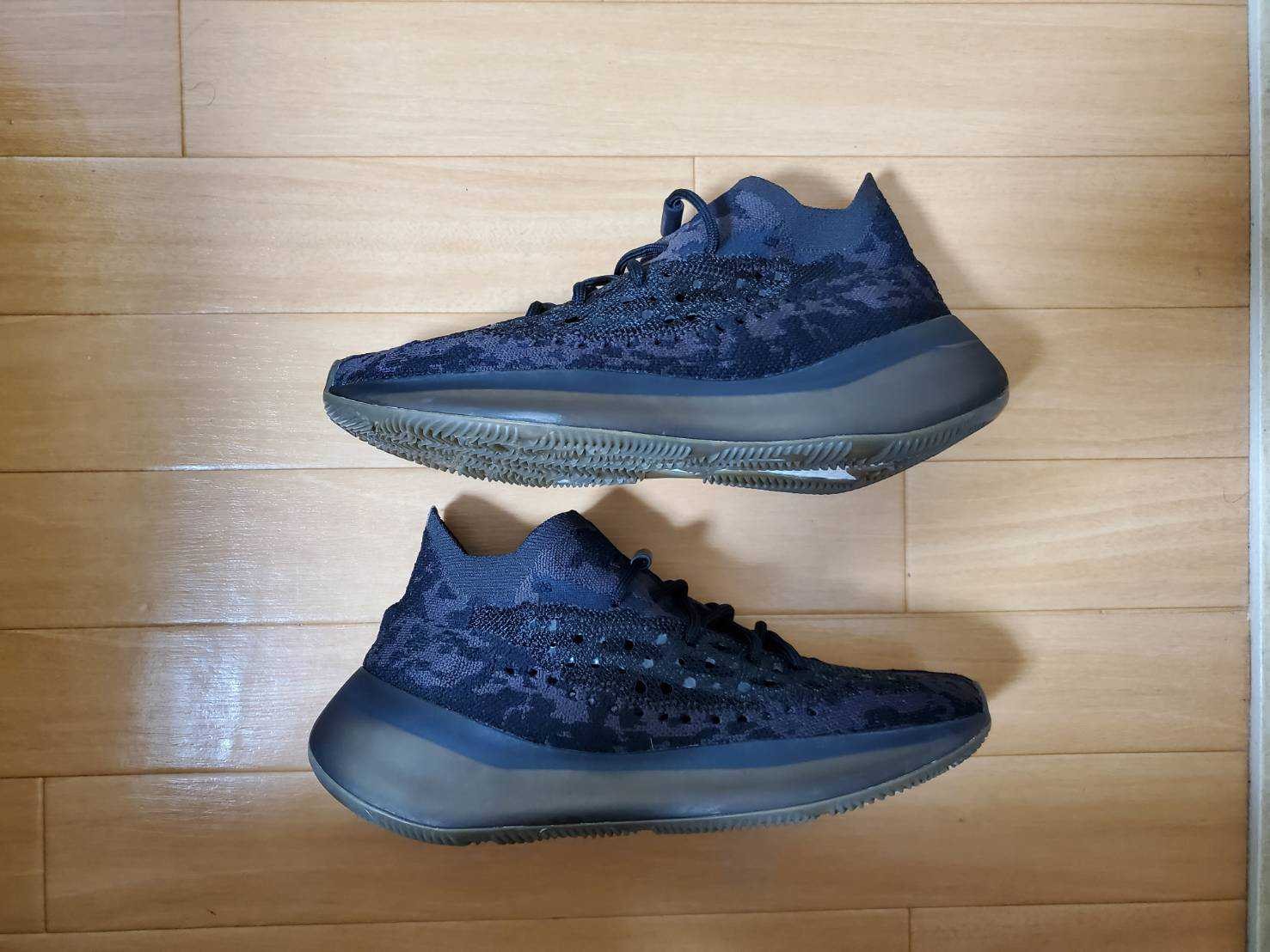 adidas YEEZY Boost 380 "Onyx"