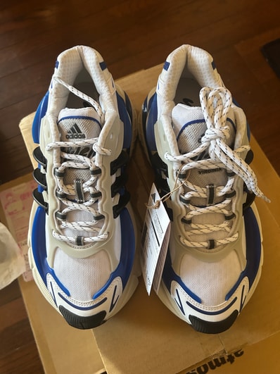 Pharrell Williams × adidas Jellyfish "Team Royal Blue"