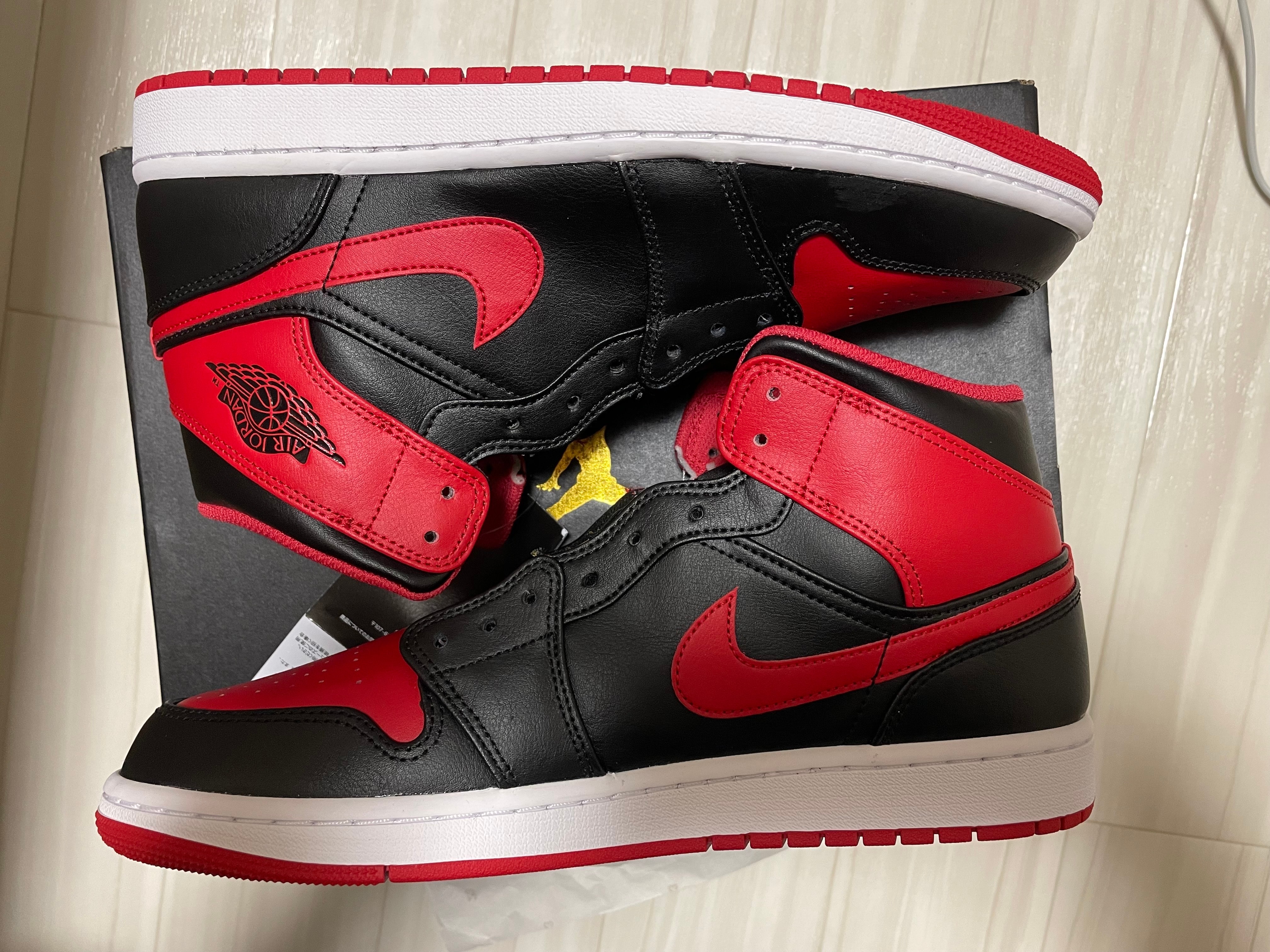 Nike Air Jordan 1 Mid "Bred Toe"
