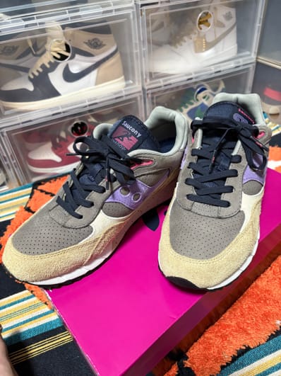 Sneakersnstuff (SNS) × Saucony Shadow 6000 "Khaki/Gray"