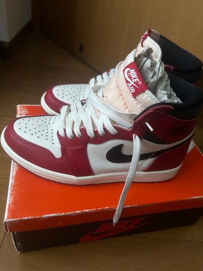 Nike Air Jordan 1 High OG "Lost & Found/Chicago"