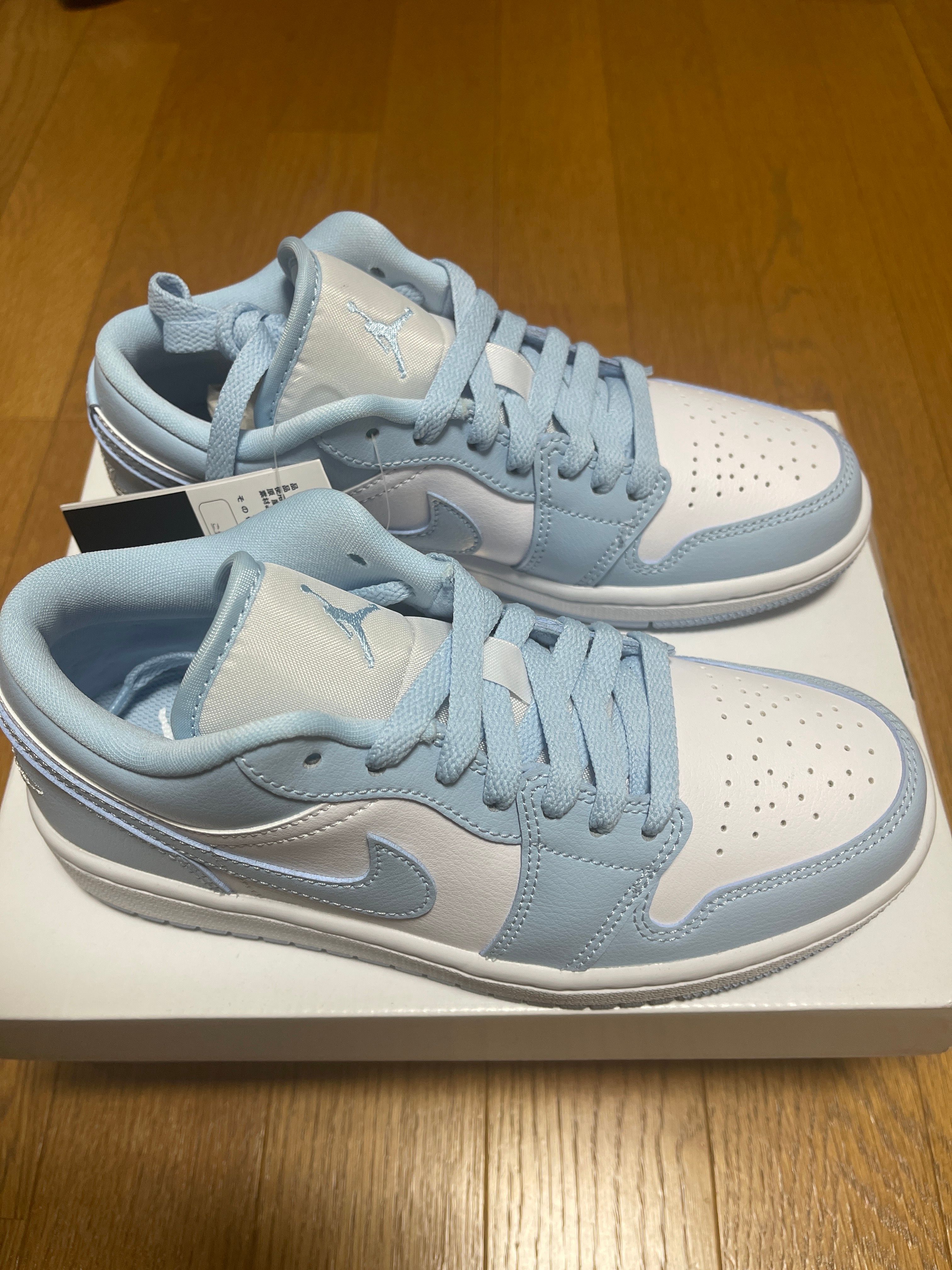 Nike Women's Air Jordan 1 Low "Aluminum"