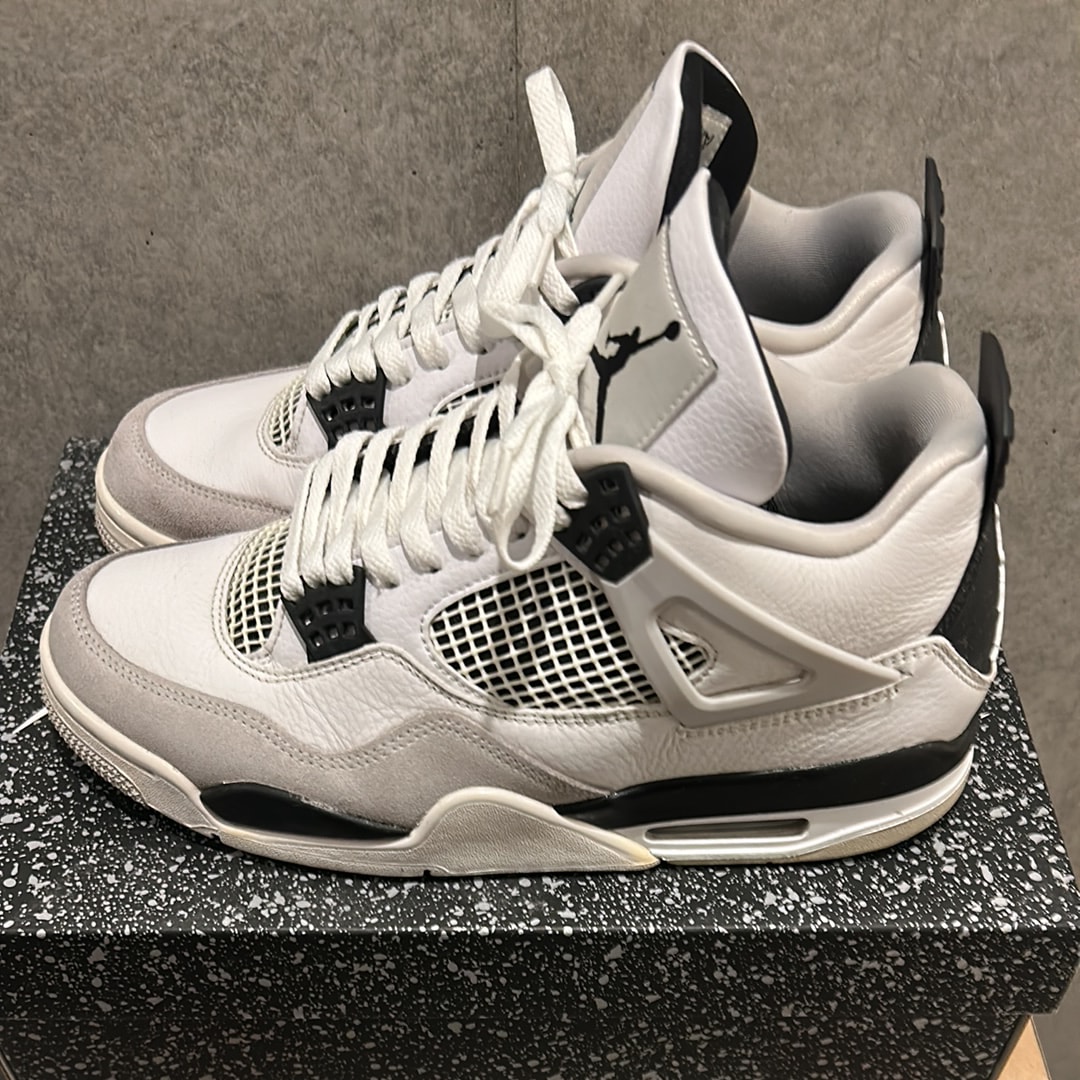 Nike Air Jordan 4 "Military Black"