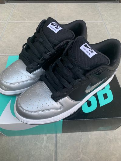 Supreme × Nike Dunk Low "Metallic Silver/Black"