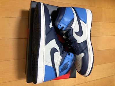 Nike Air Jordan 1 Retro High OG "Obsidian/University Blue"
