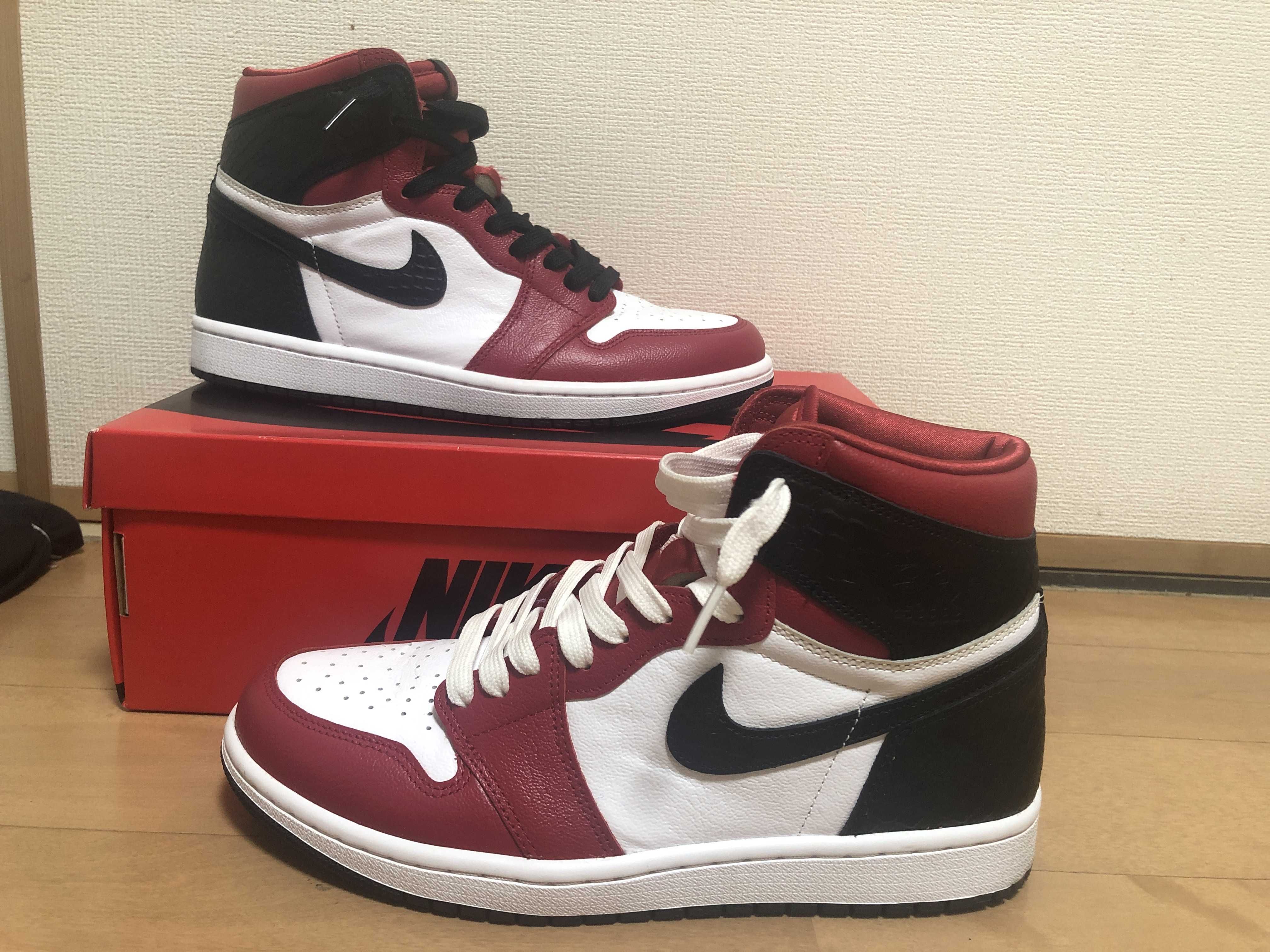 Nike Women's Air Jordan 1 High OG "Satin Red"