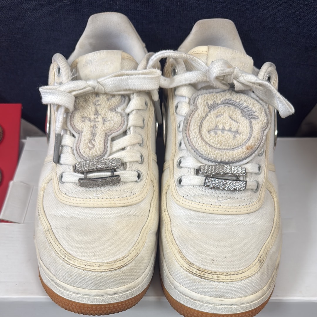 Travis Scott × Nike Air Force 1 Low  (AF100)