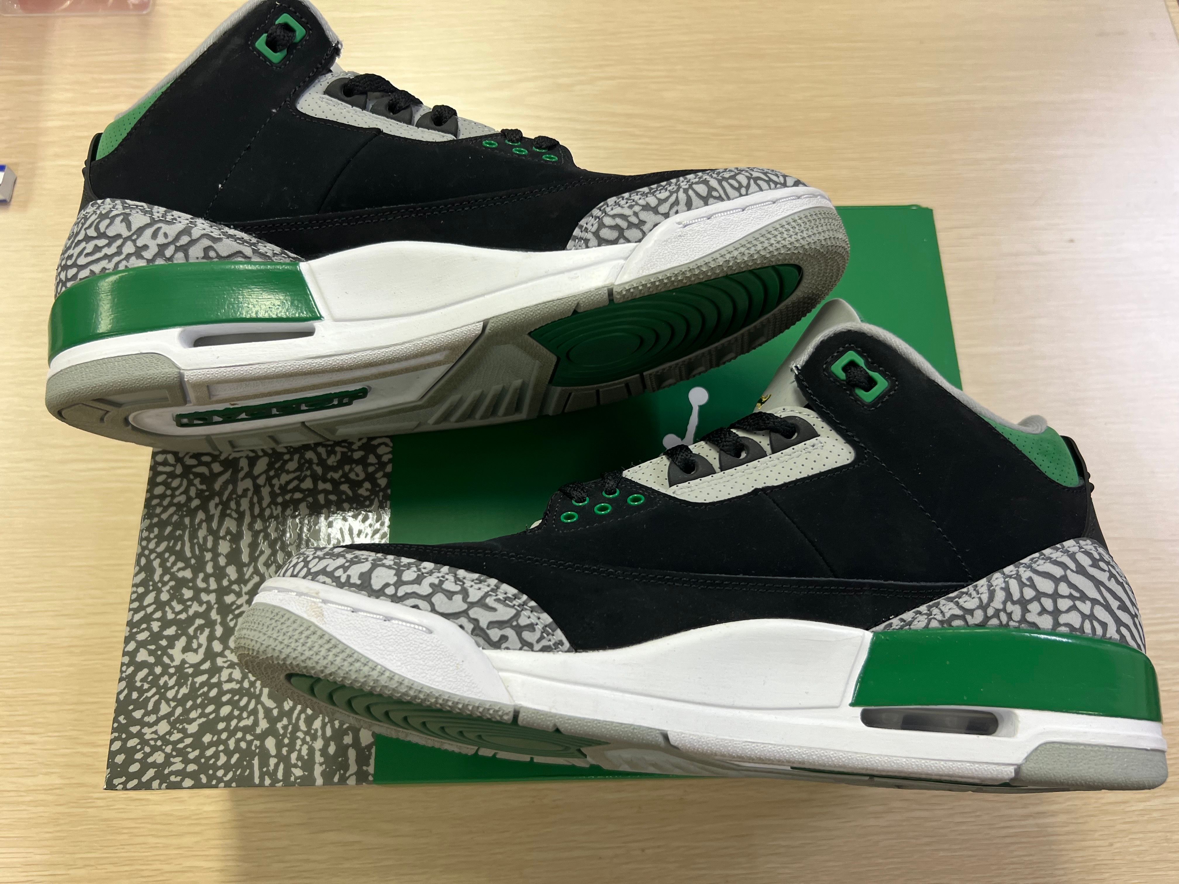Nike Air Jordan 3 "Pine Green"