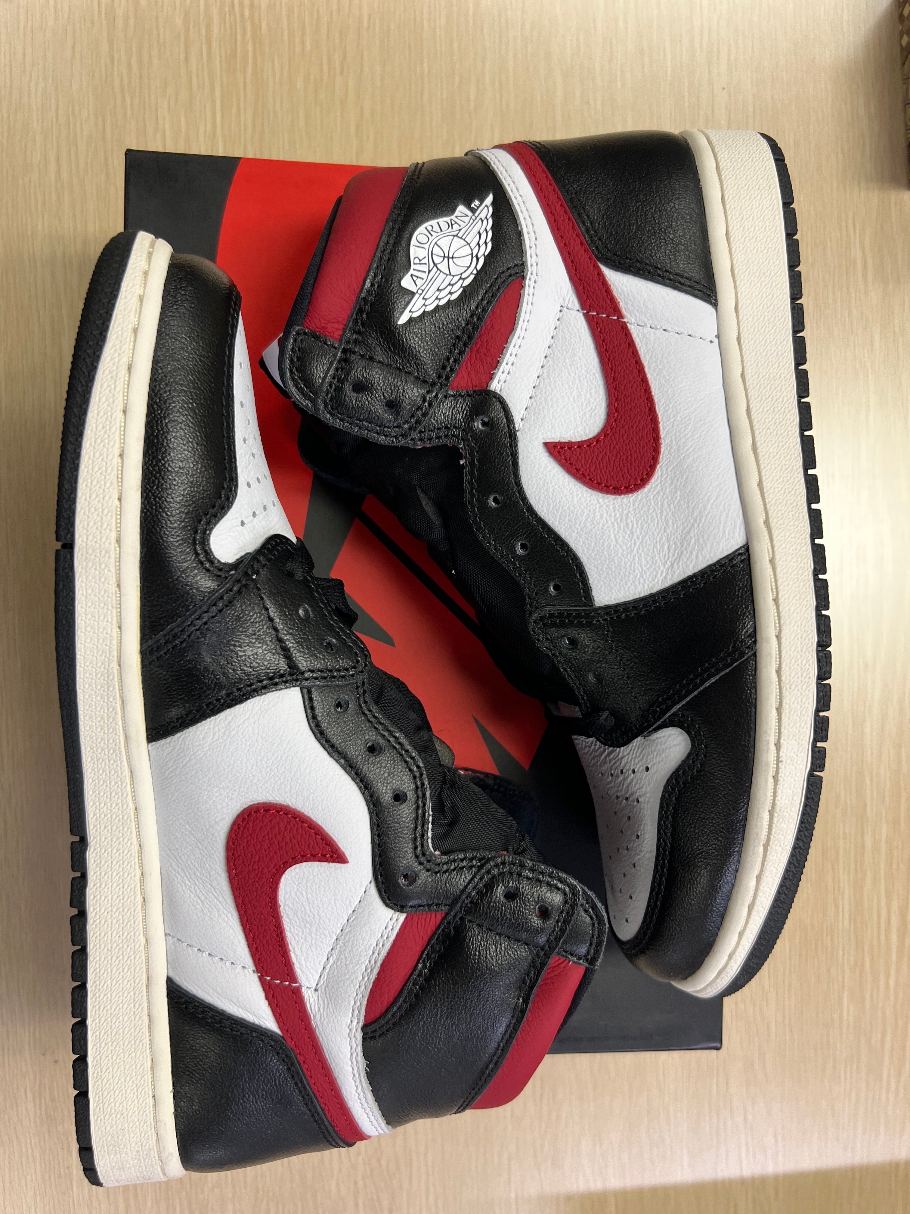 Nike Air Jordan 1 Retro High "Black/White/Sail/Gym Red"    