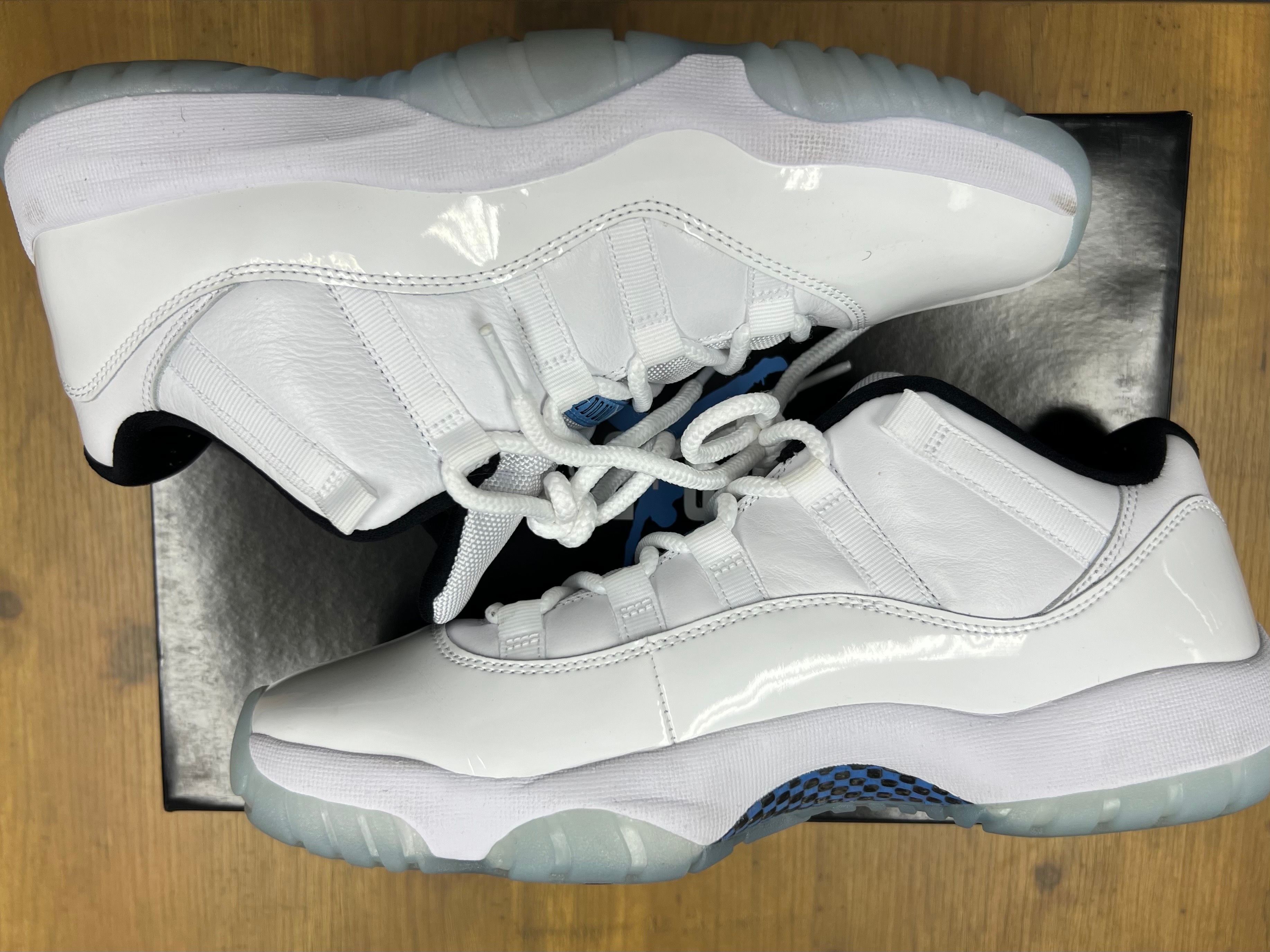 Nike Air Jordan 11 Low "Legend Blue"