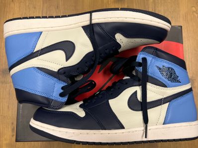 Nike Air Jordan 1 Retro High OG "Obsidian/University Blue"