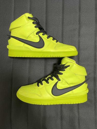 AMBUSH × NIKE DUNK HIGH "FLASH LIME"