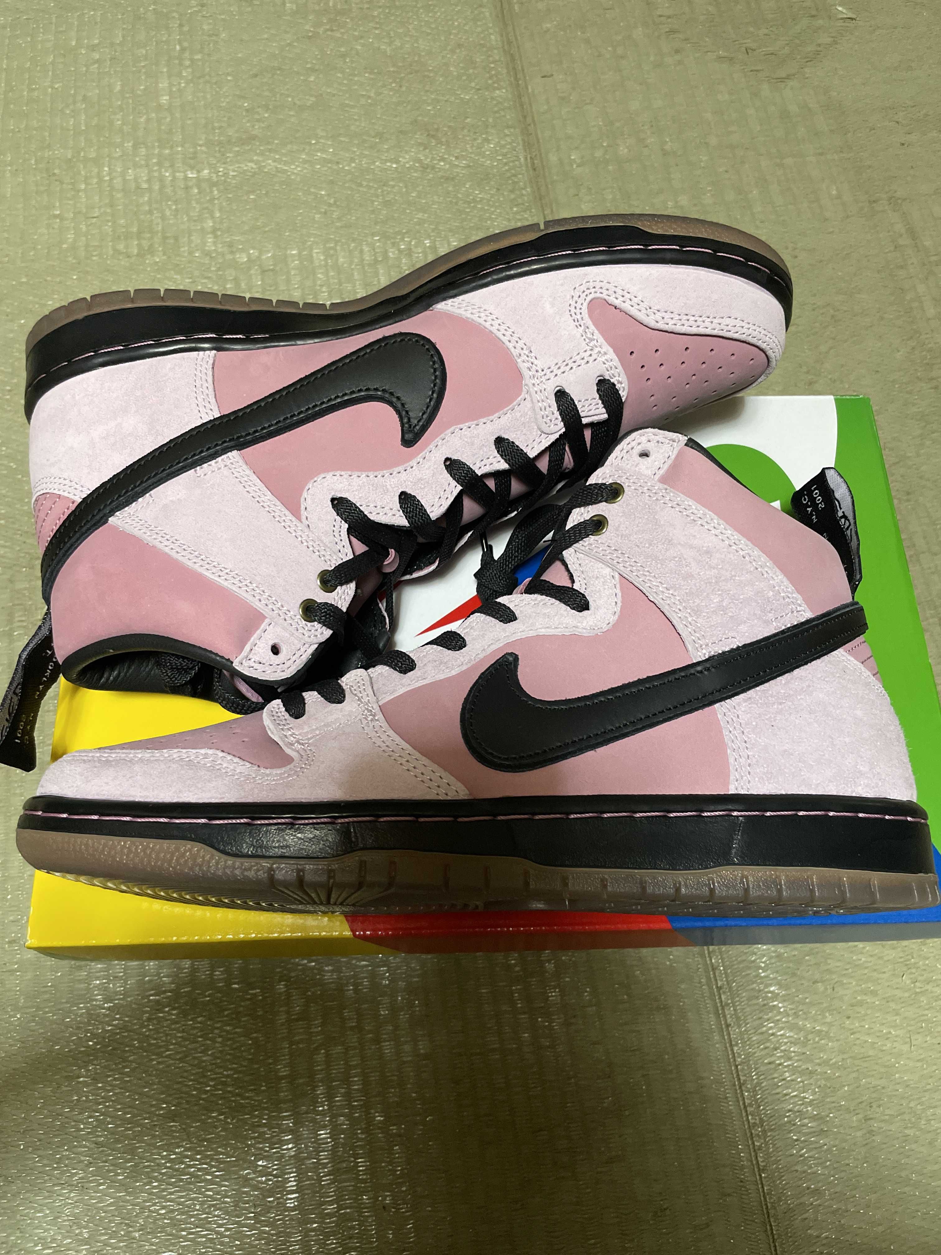 KCDC Brooklyn Skateshop × Nike SB Dunk High "Pink/Black"