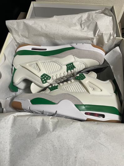 Nike SB × Air Jordan 4 Retro SP "Pine Green"