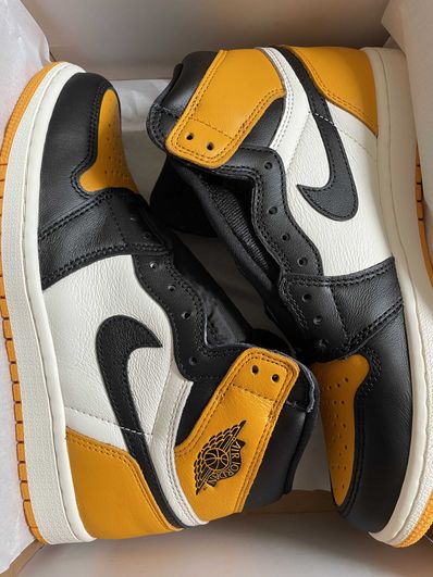 Nike Air Jordan 1 Retro High OG "Taxi"