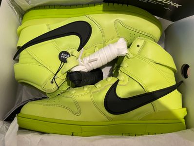 AMBUSH × NIKE DUNK HIGH "FLASH LIME"