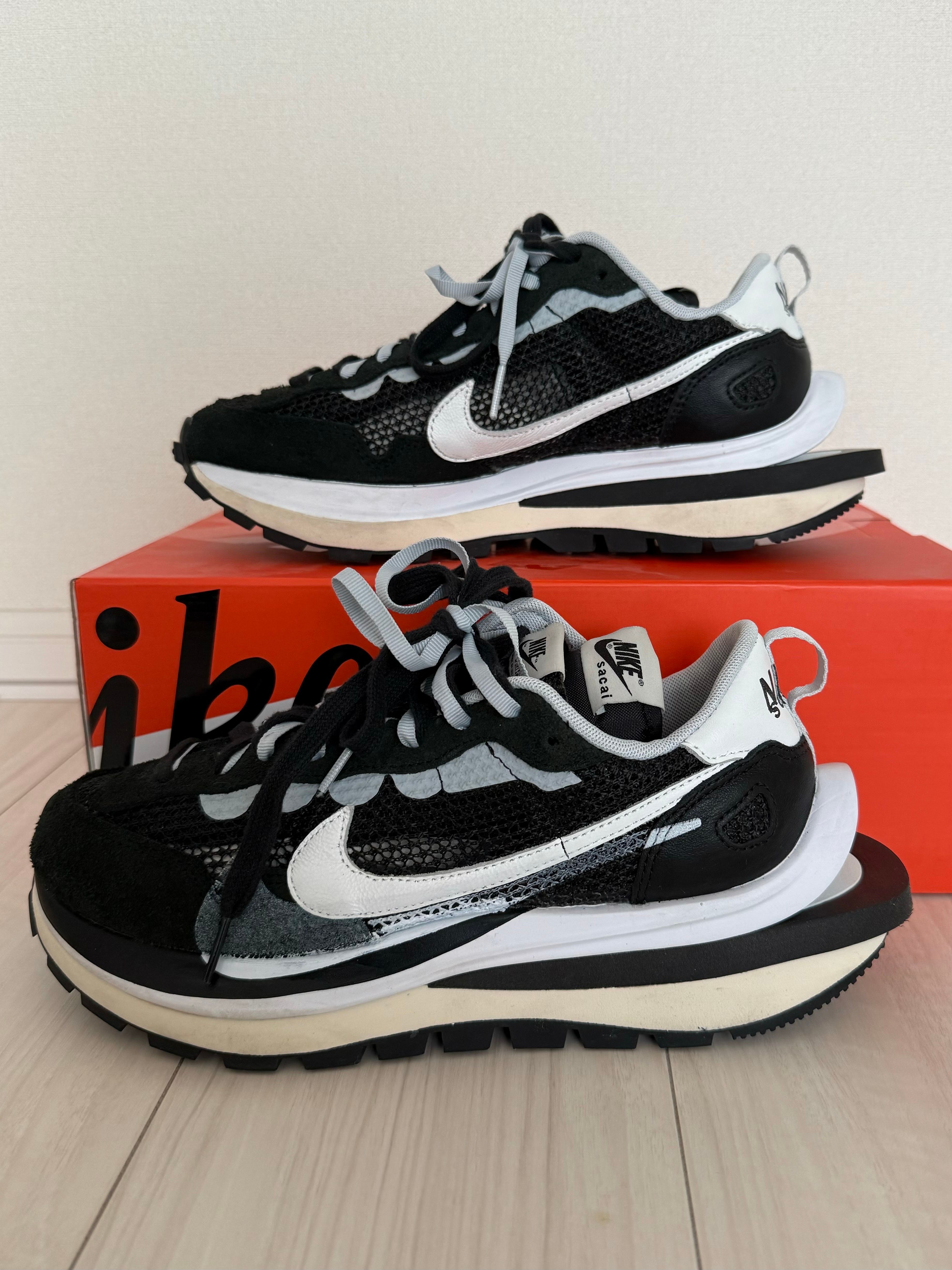 sacai × Nike Vapor Waffle "Black and White"