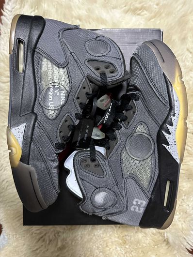 Off-White × Nike Air Jordan 5 "Black/Muslin/Fire Red"