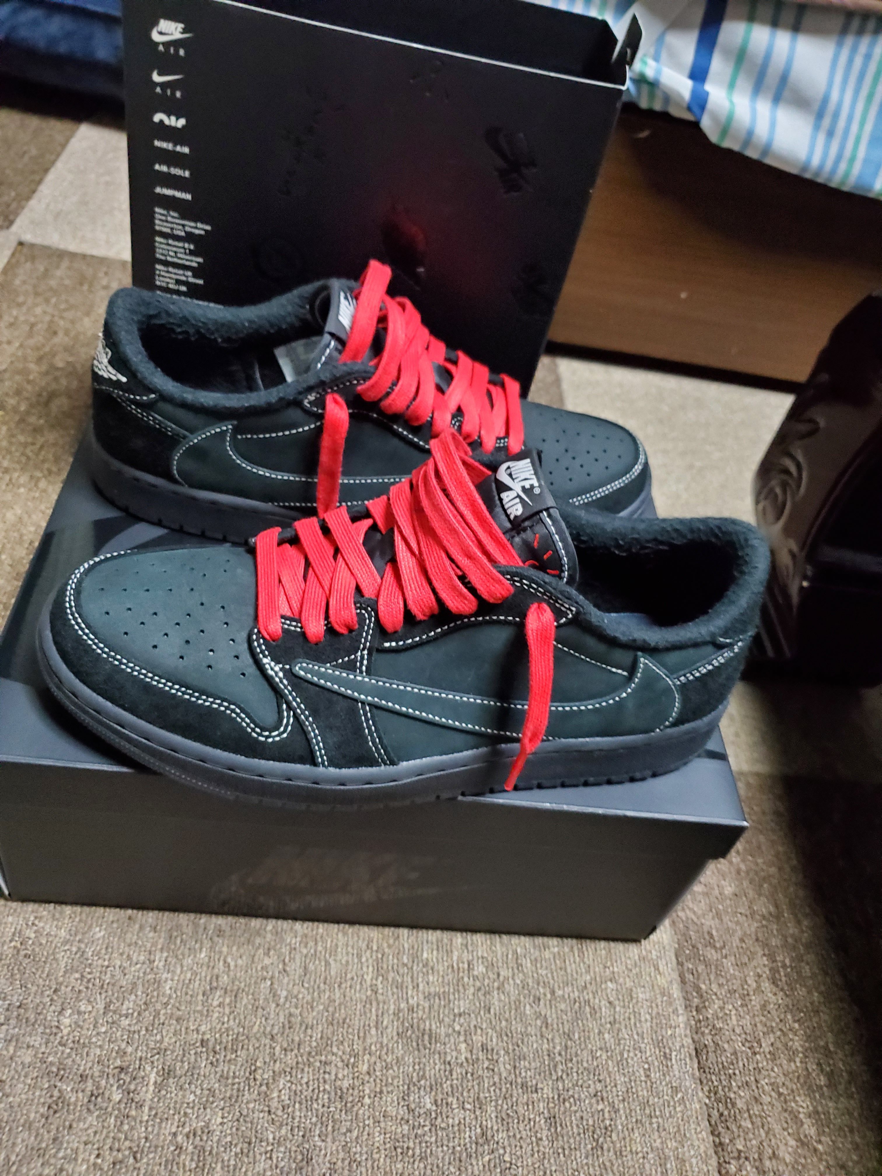 Travis Scott × Nike Air Jordan 1 Low OG SP "Black Phantom"