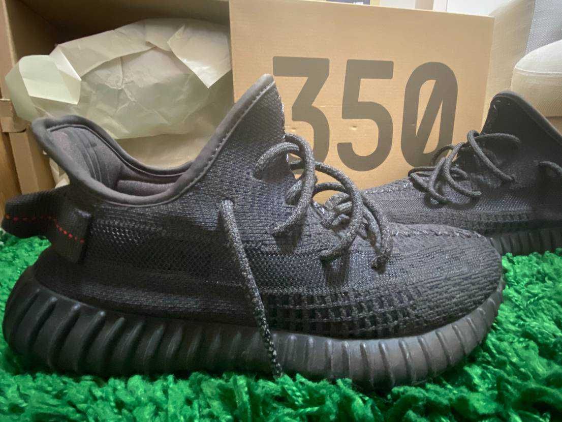 adidas YEEZY Boost 350 V2 "Black"