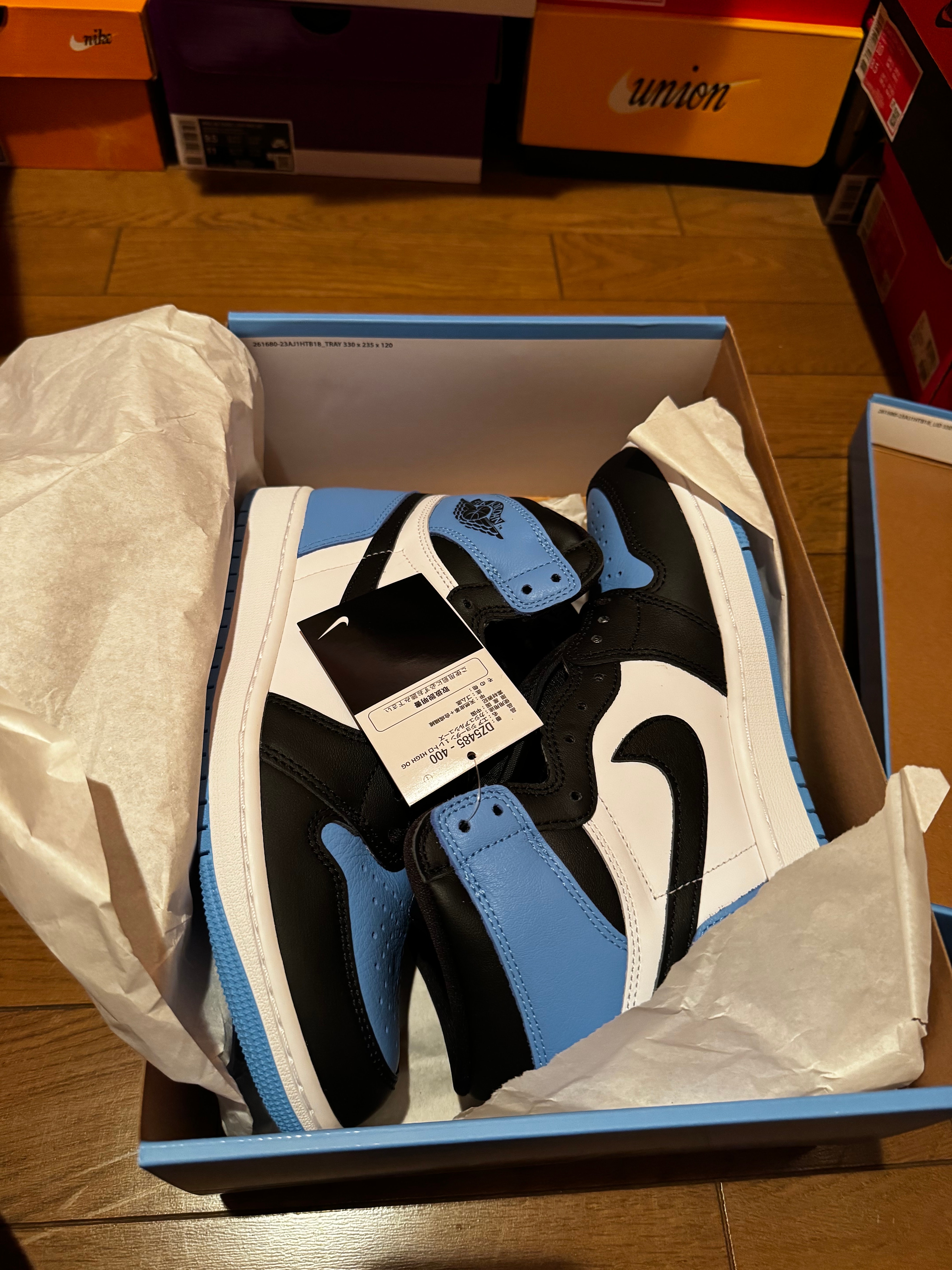 Nike Air Jordan 1 Retro High OG "University Blue/UNC Toe"