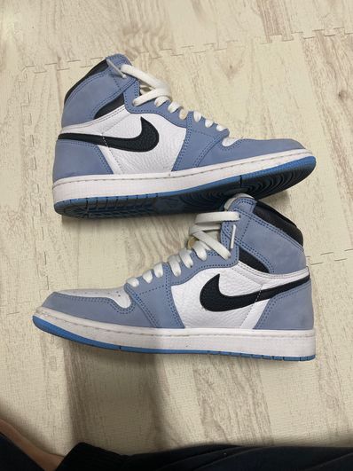 Nike Air Jordan 1 High OG "University Blue"