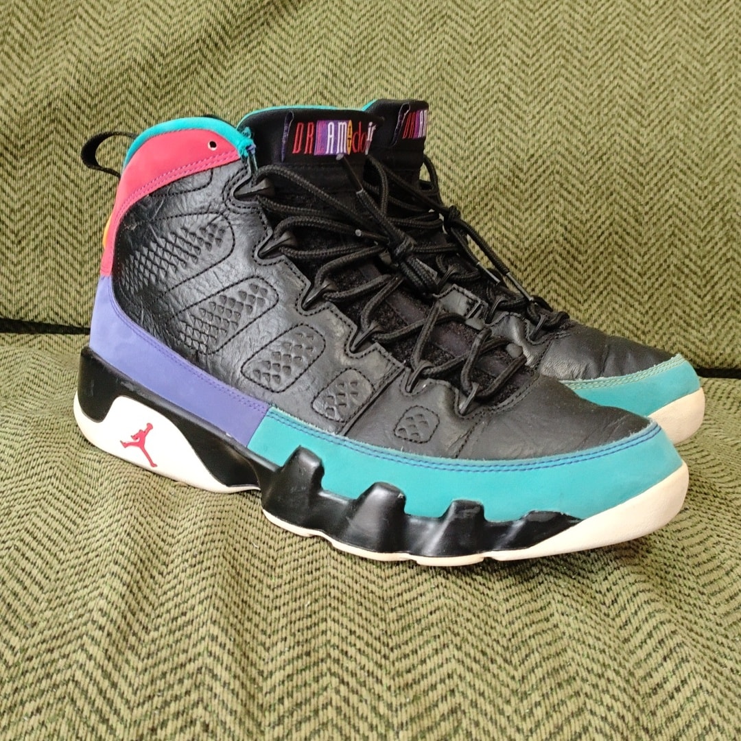 Nike Air Jordan 9 Retro "Dream It Do It"