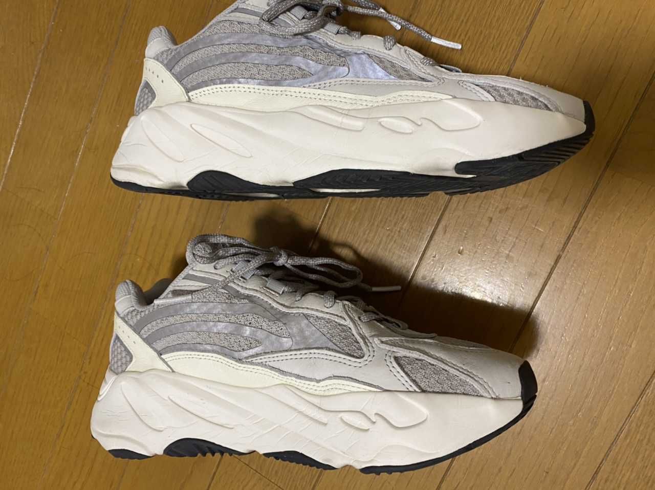 adidas YEEZY Boost 700 V2 "Static"
