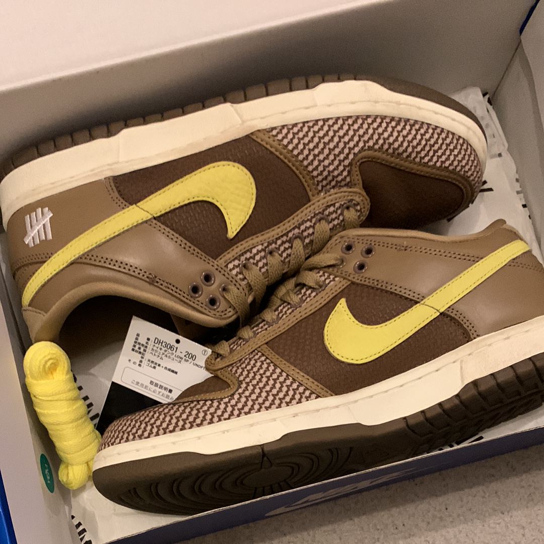 UNDEFEATED × Nike Dunk Low SP "Canteen/Lemon Frost/Palomino"