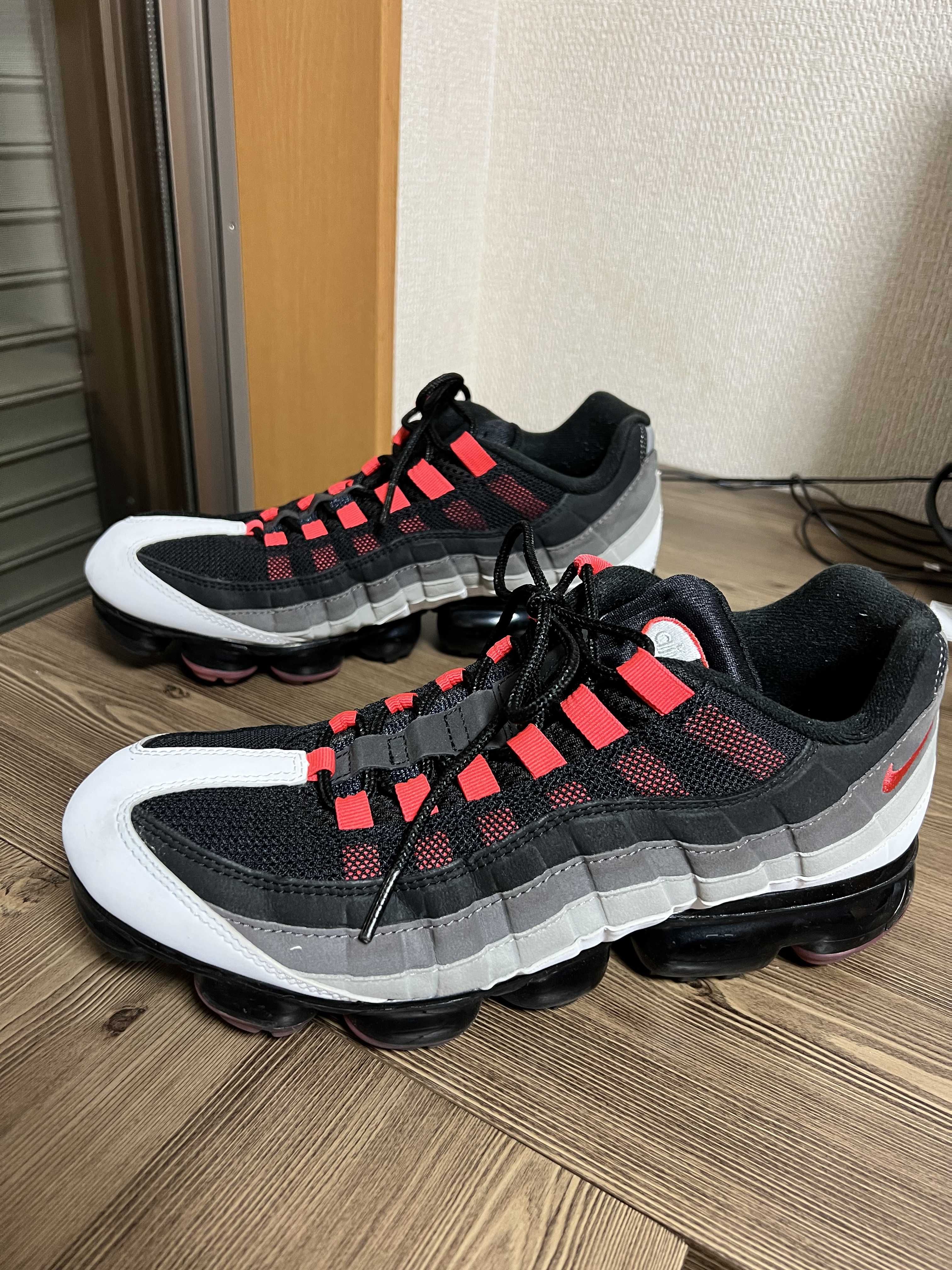 NIKE AIR VAPORMAX 95 "COMET"