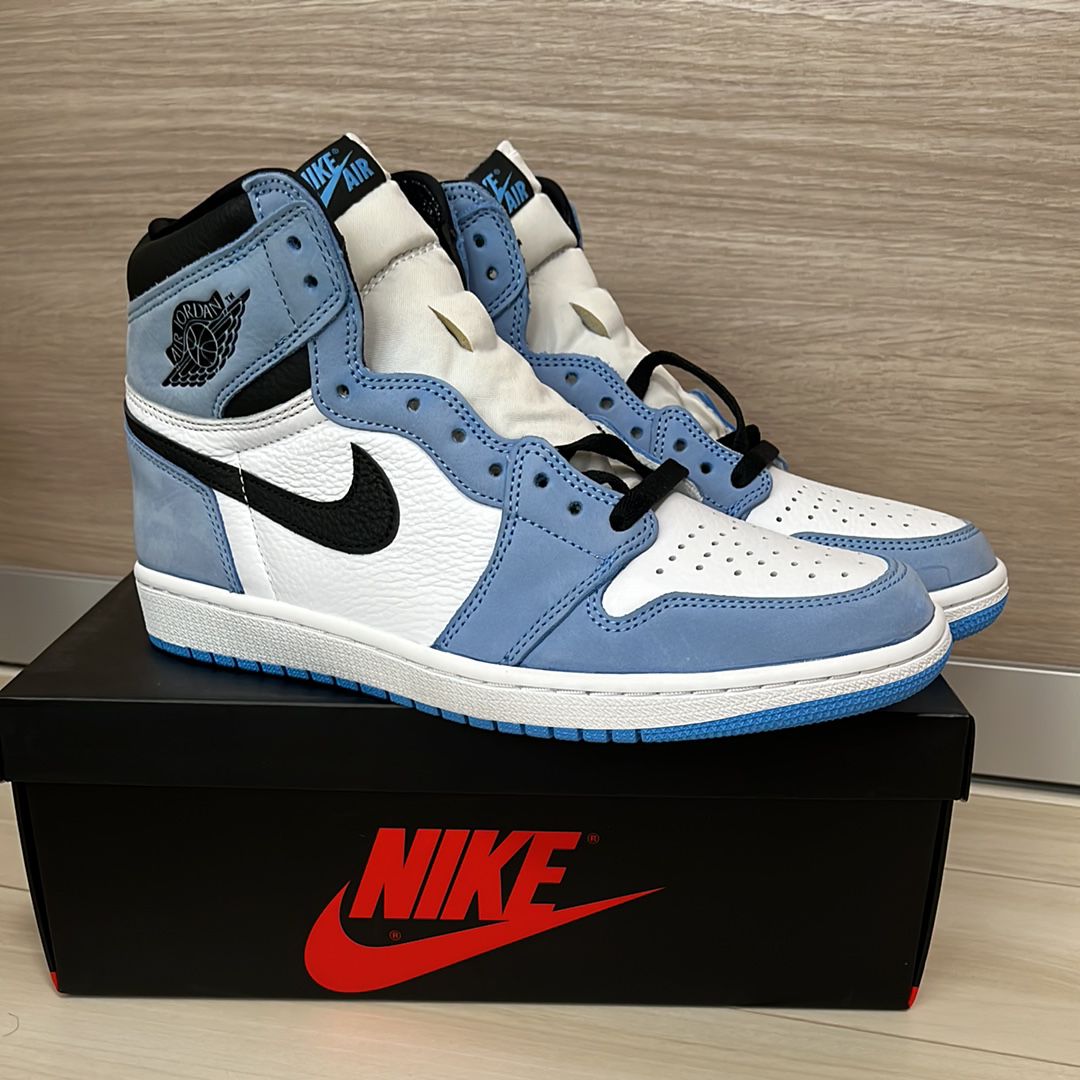Nike Air Jordan 1 High OG "University Blue"