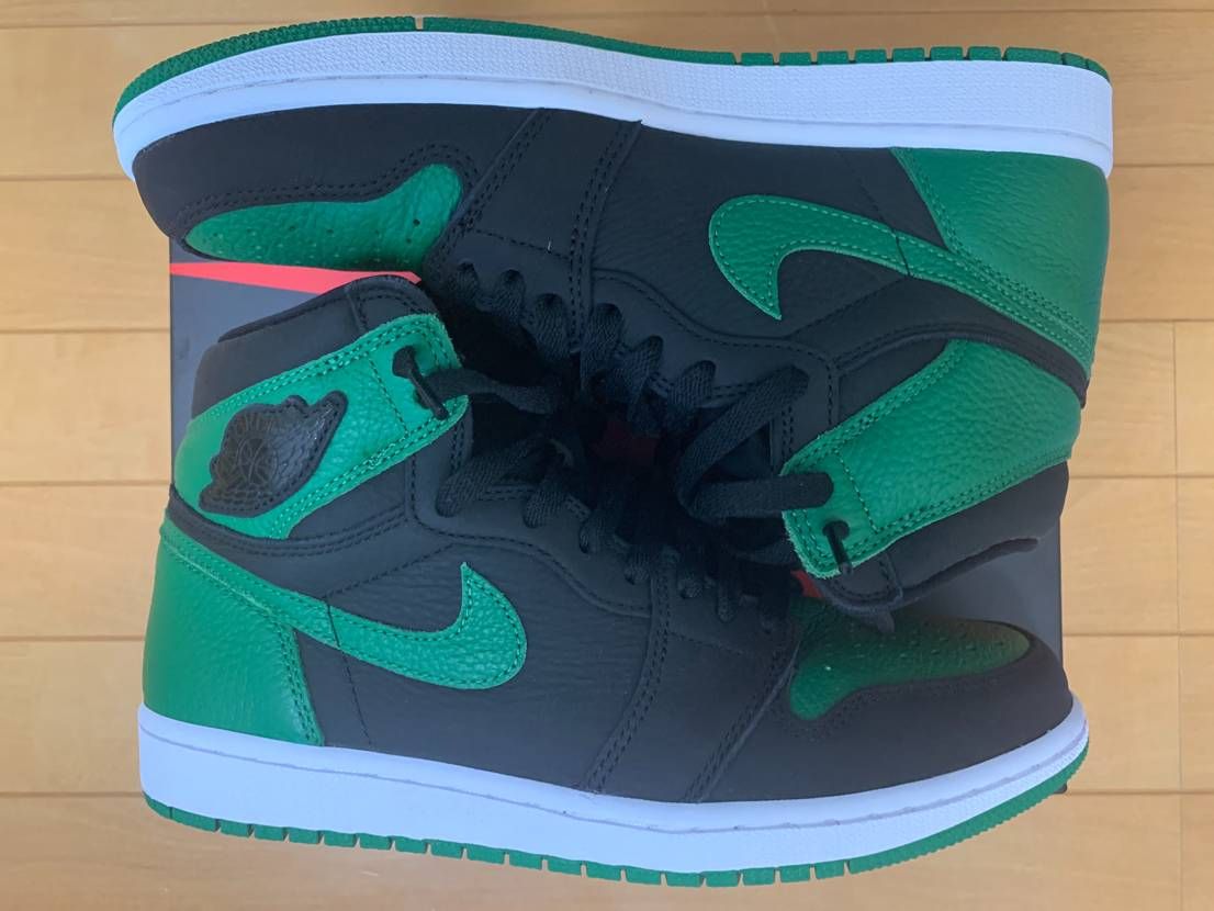 Nike Air Jordan 1 Retro High OG "Black/Pine Green" (2020)