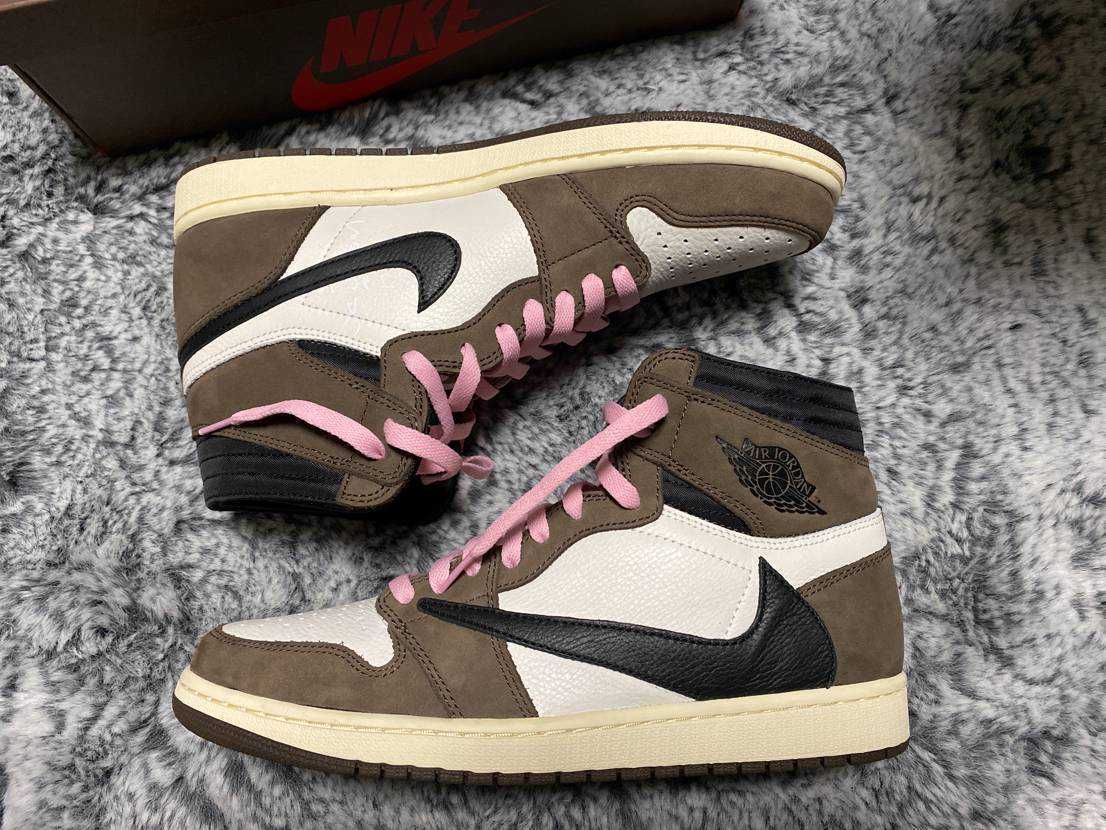 Travis Scott × Nike Air Jordan 1 Retro High OG TS SP "Sail/Dark Mocha"