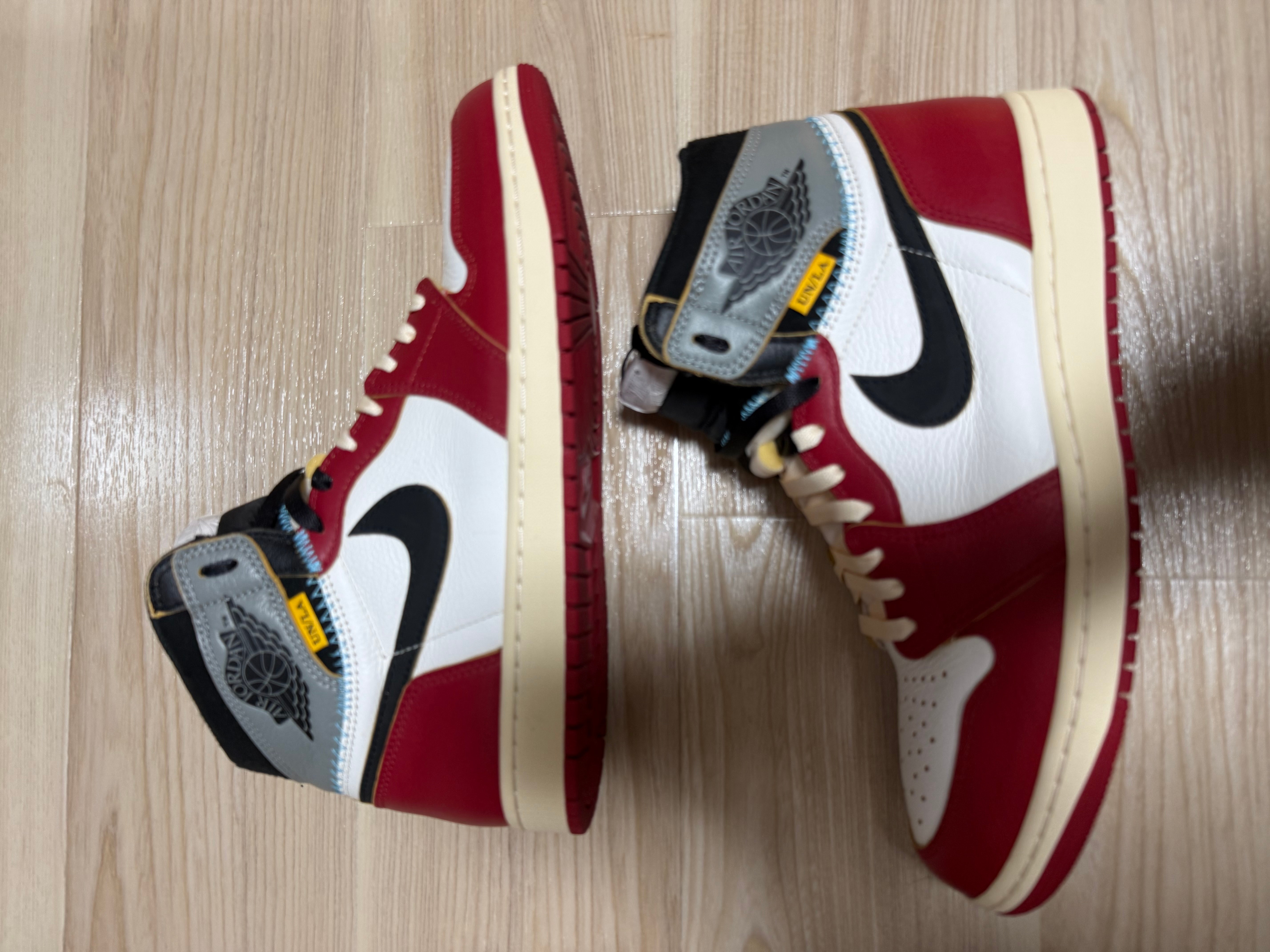 ユニオン × ナイキ エアジョーダン1 レトロ ハイ OG "シカゴ/シャドウ"