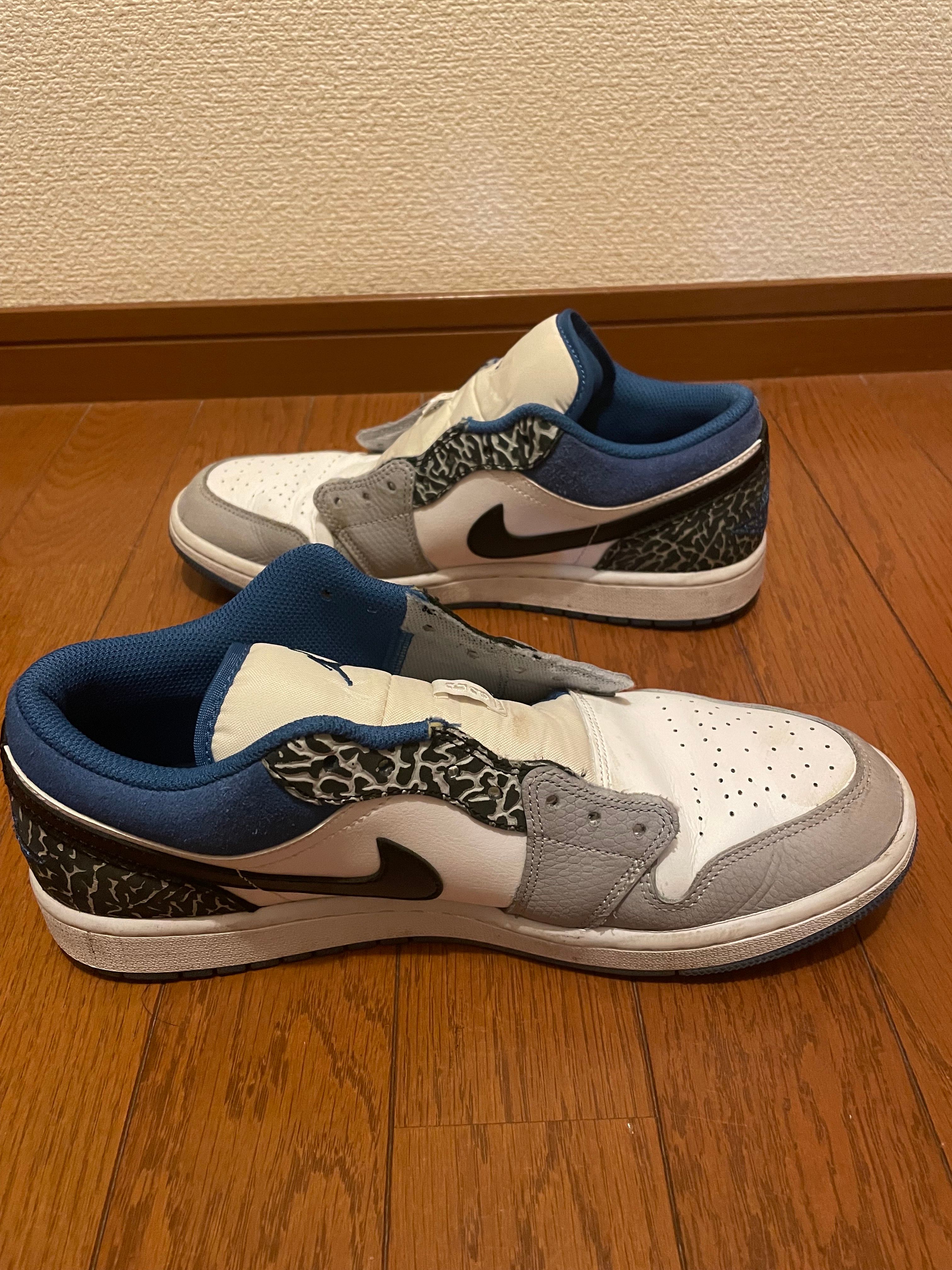 Nike Air Jordan 1 Low "True Blue"