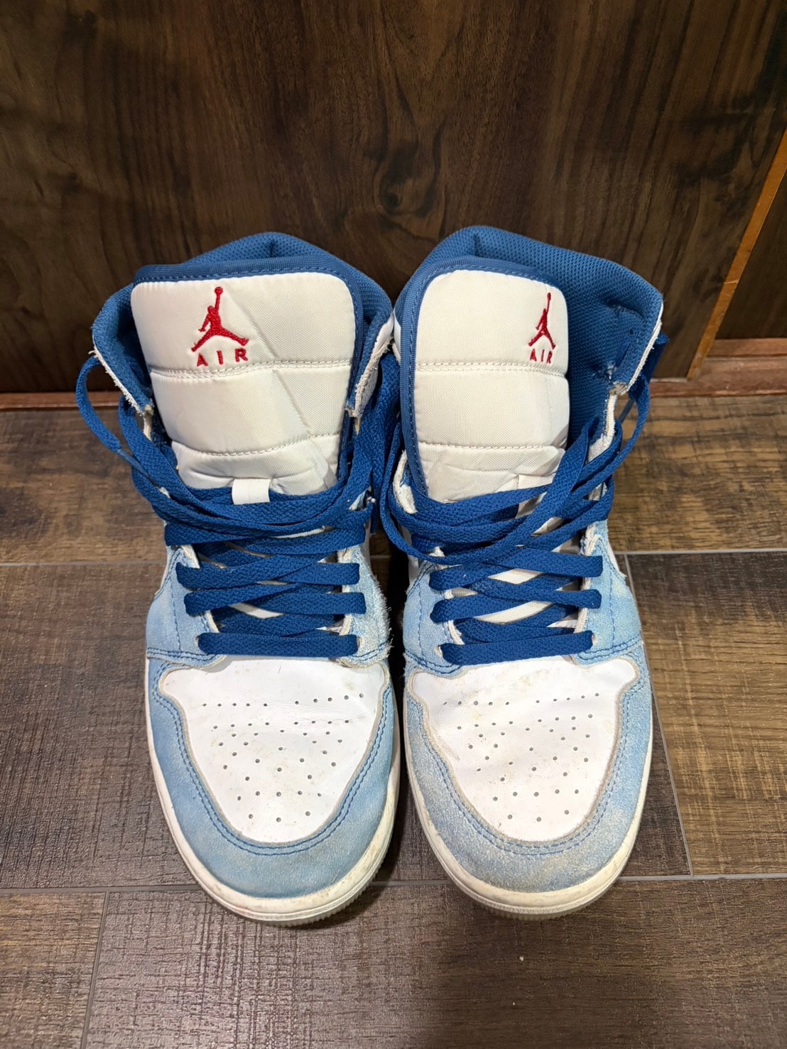 Nike Air Jordan 1 Mid SE "White/Hyper Royal/Red"